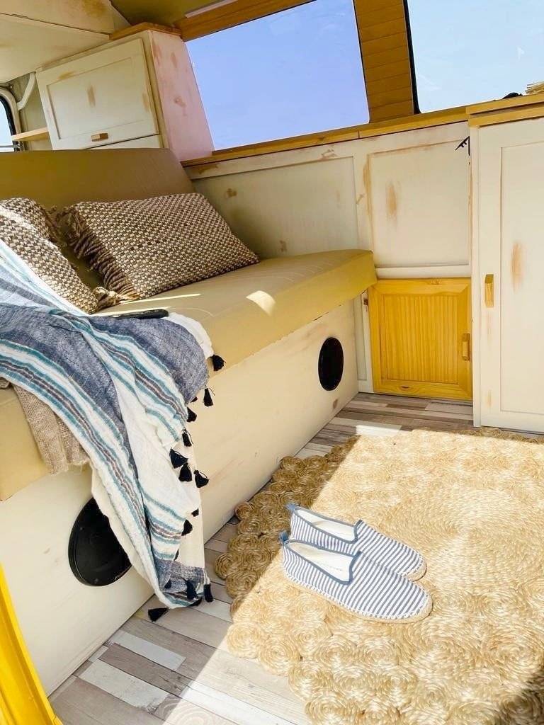 Volkswagen Combi T2B