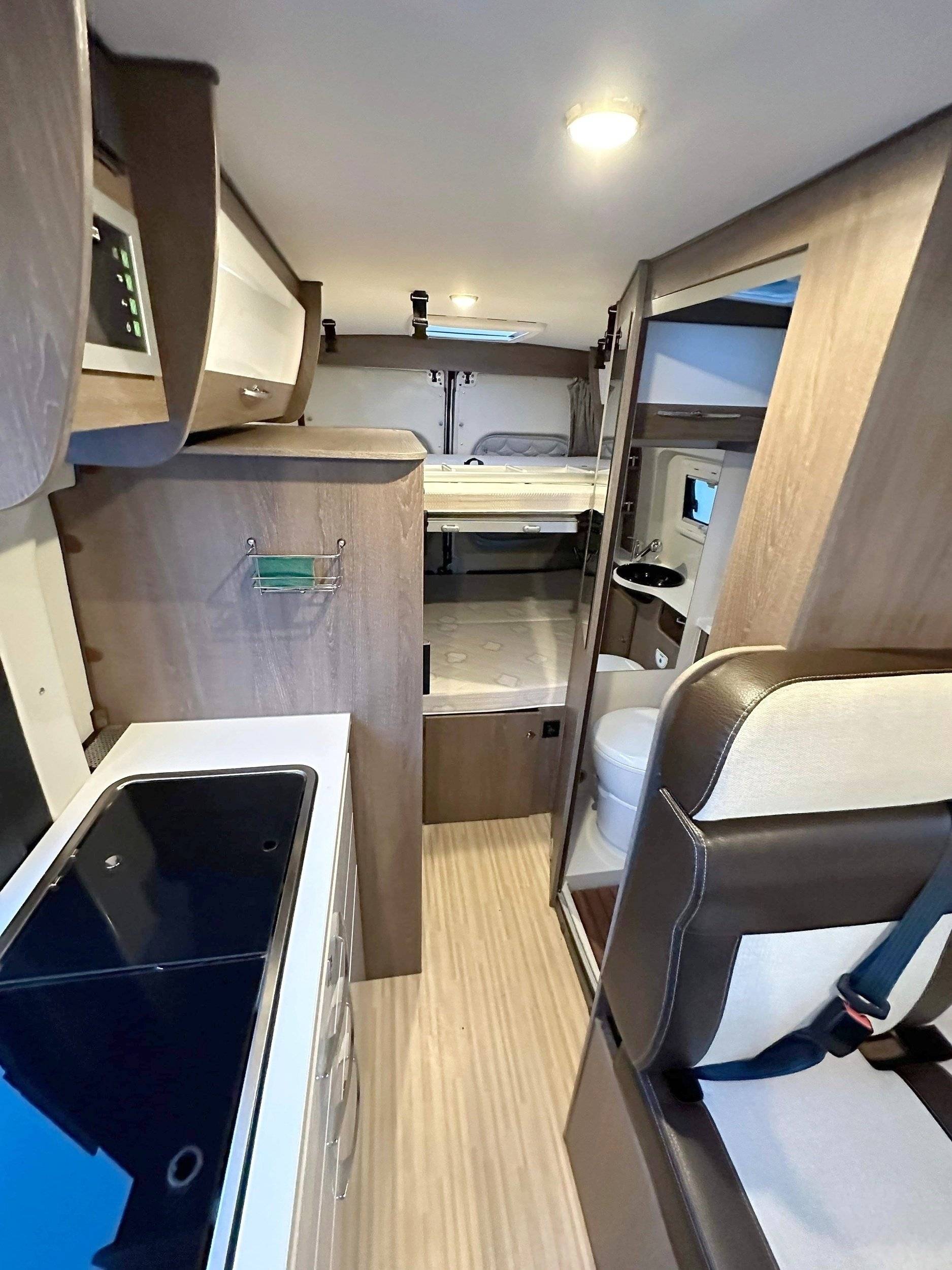 Challenger 2,3 l 130 ch