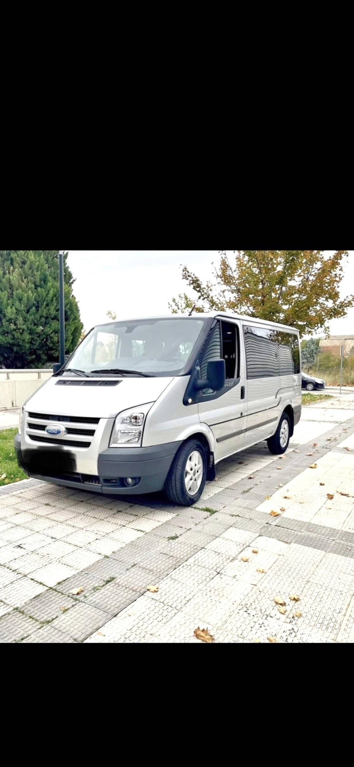 Vista frontale a ¾  - Yescapa