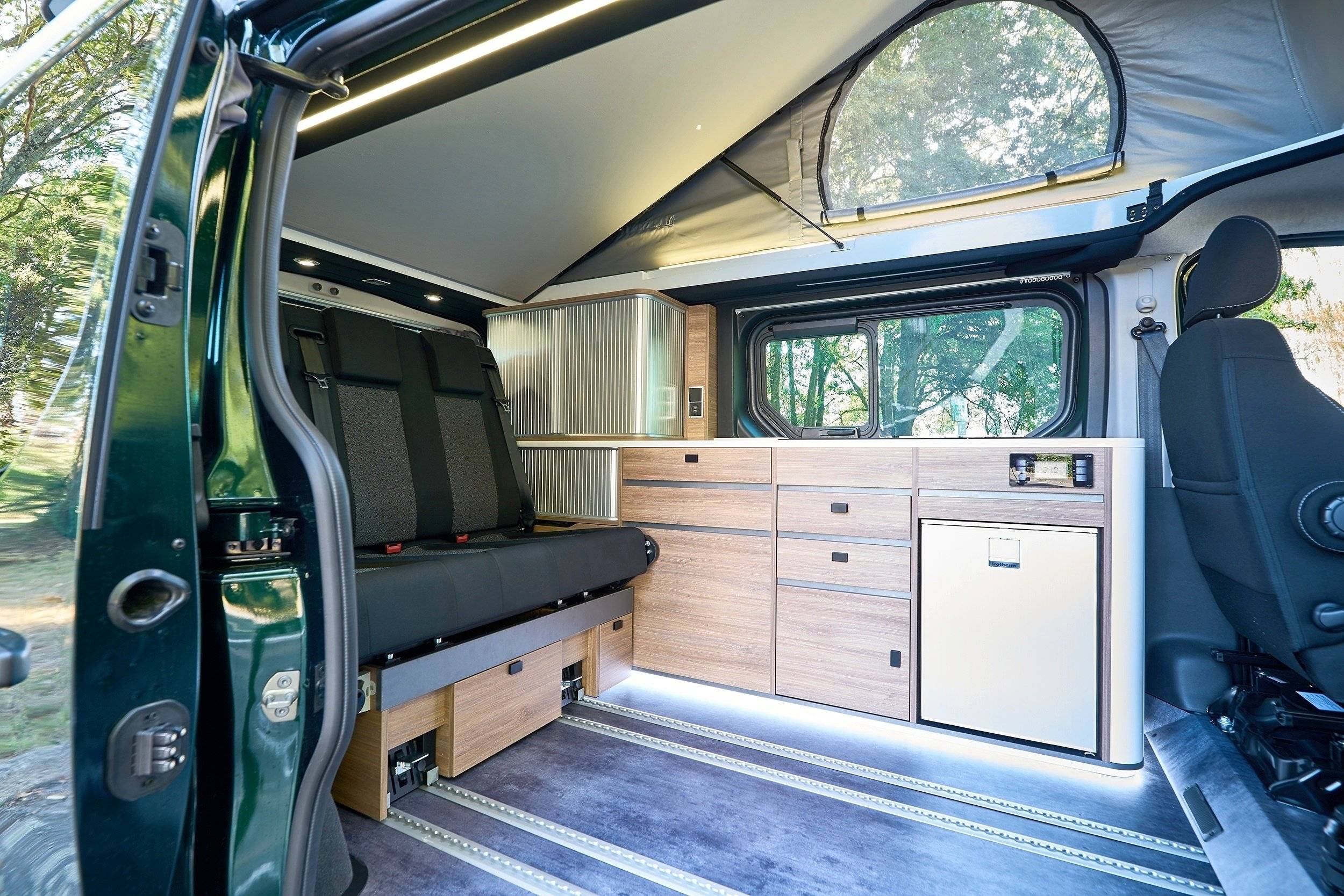 Bavaria Trafic L2H1 2 l 140 ch