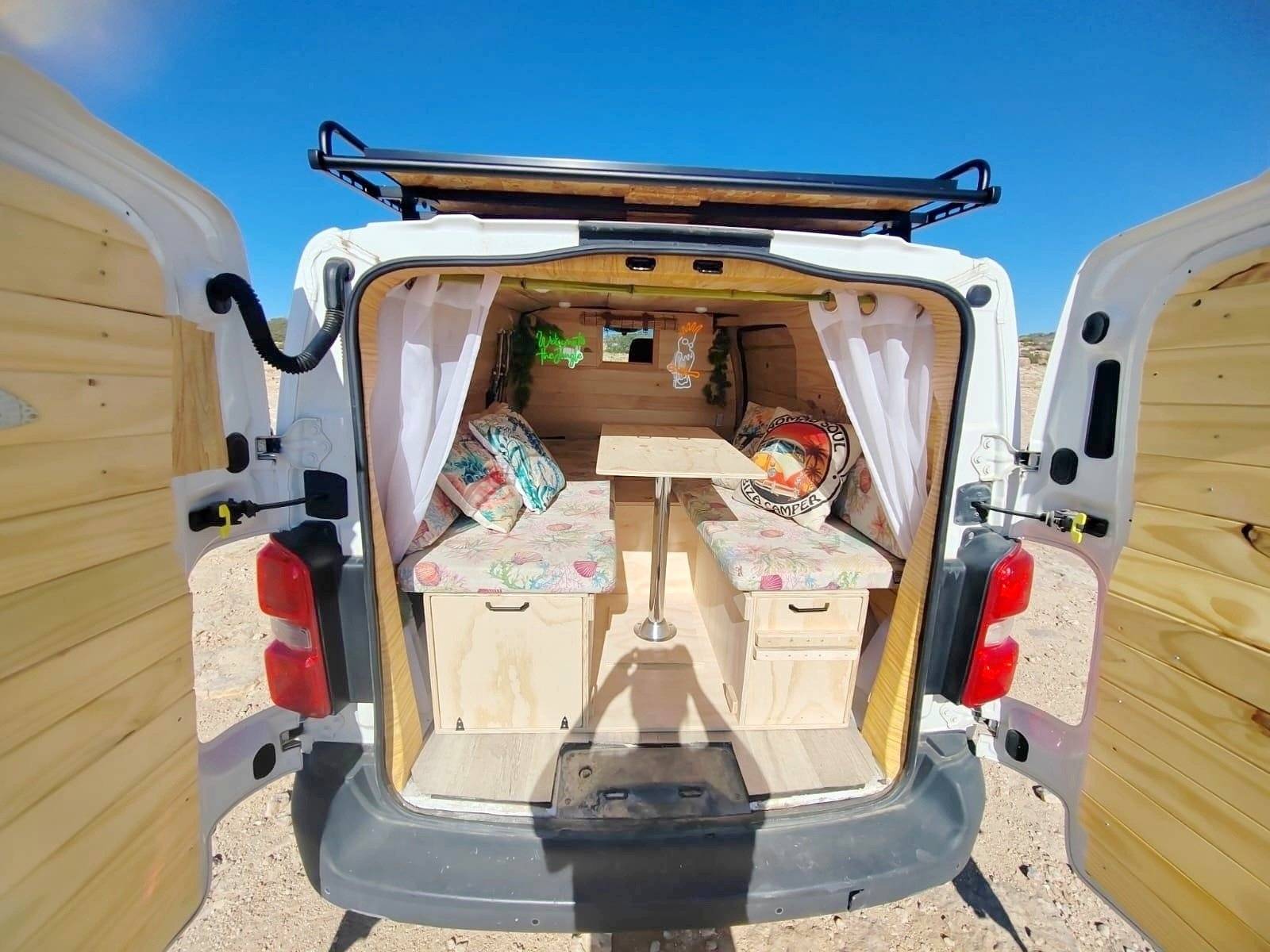 Comedor Peugeot Expert 1,6 l 95 ch - Yescapa