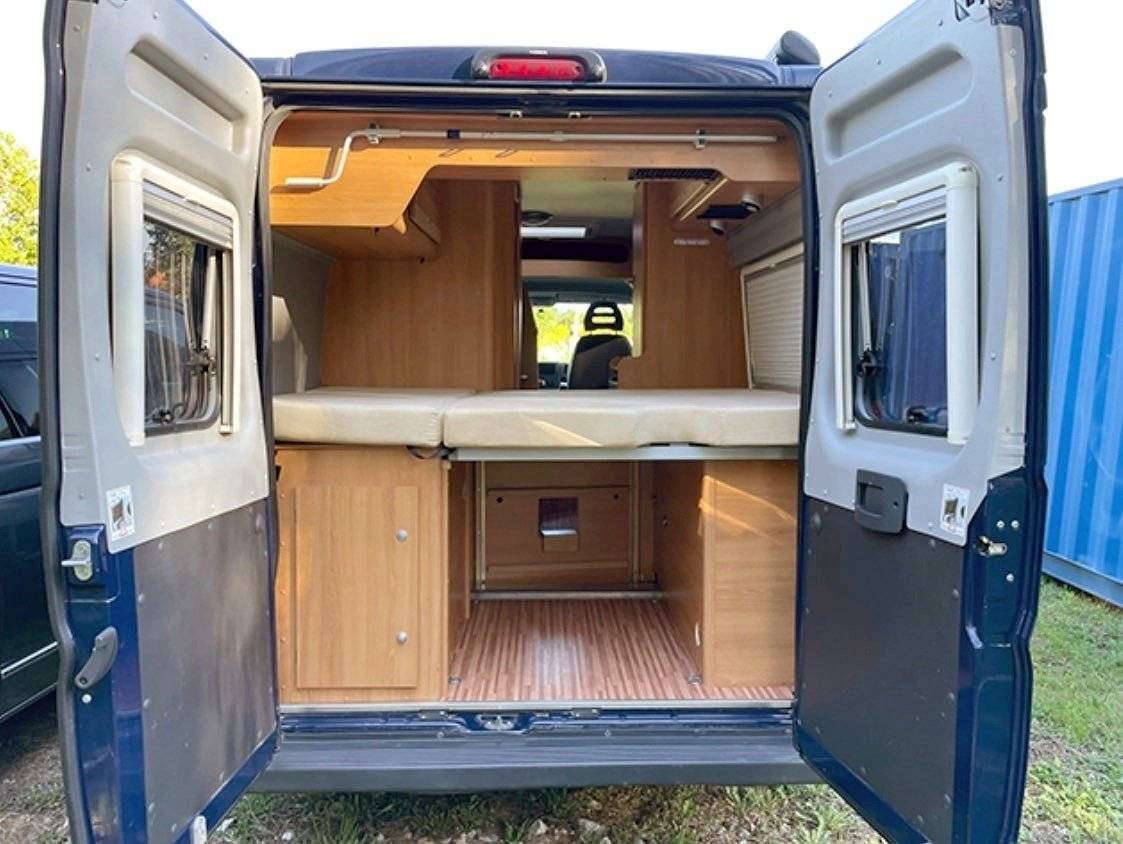 Couchages Fiat Ducato 2,0 l 130 ch - Yescapa