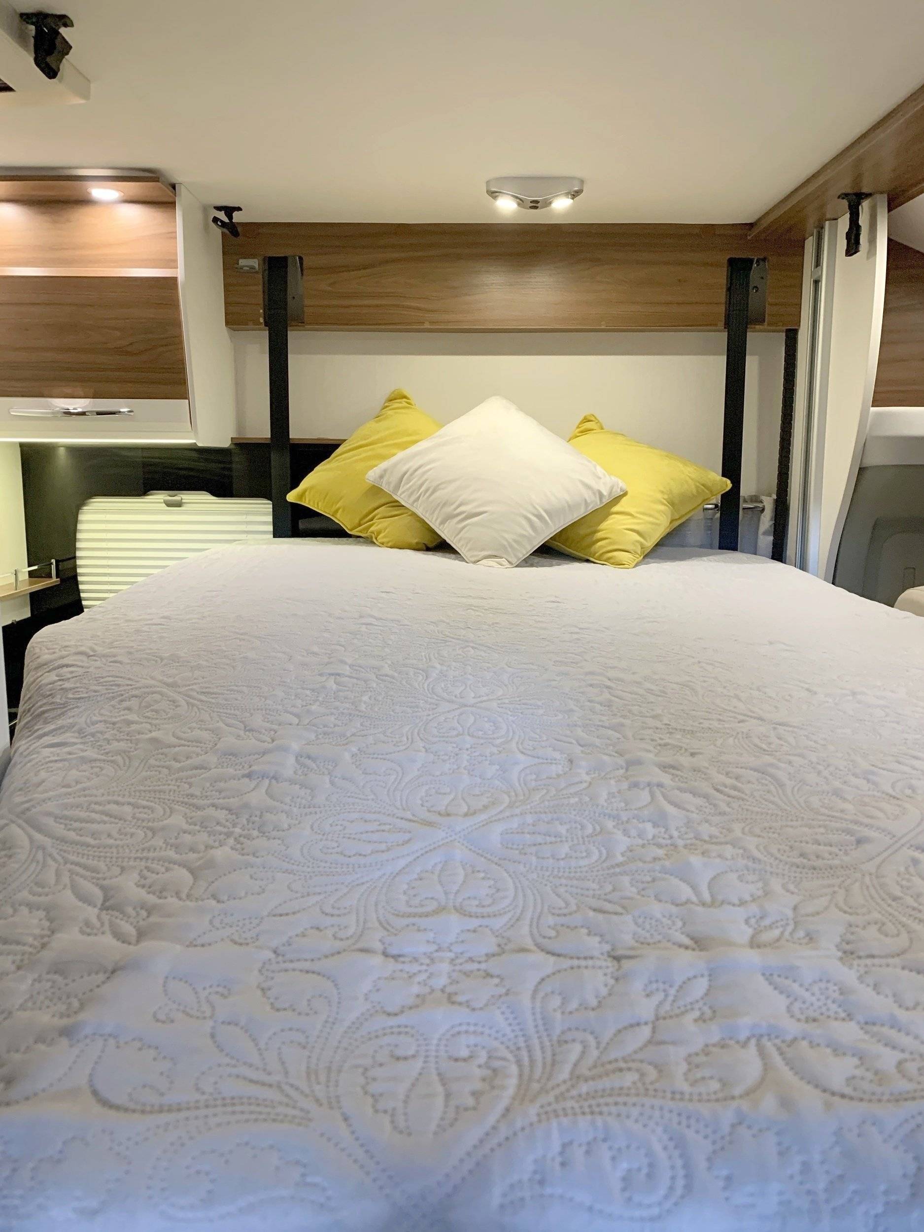 Pilote P706 C Essentiel