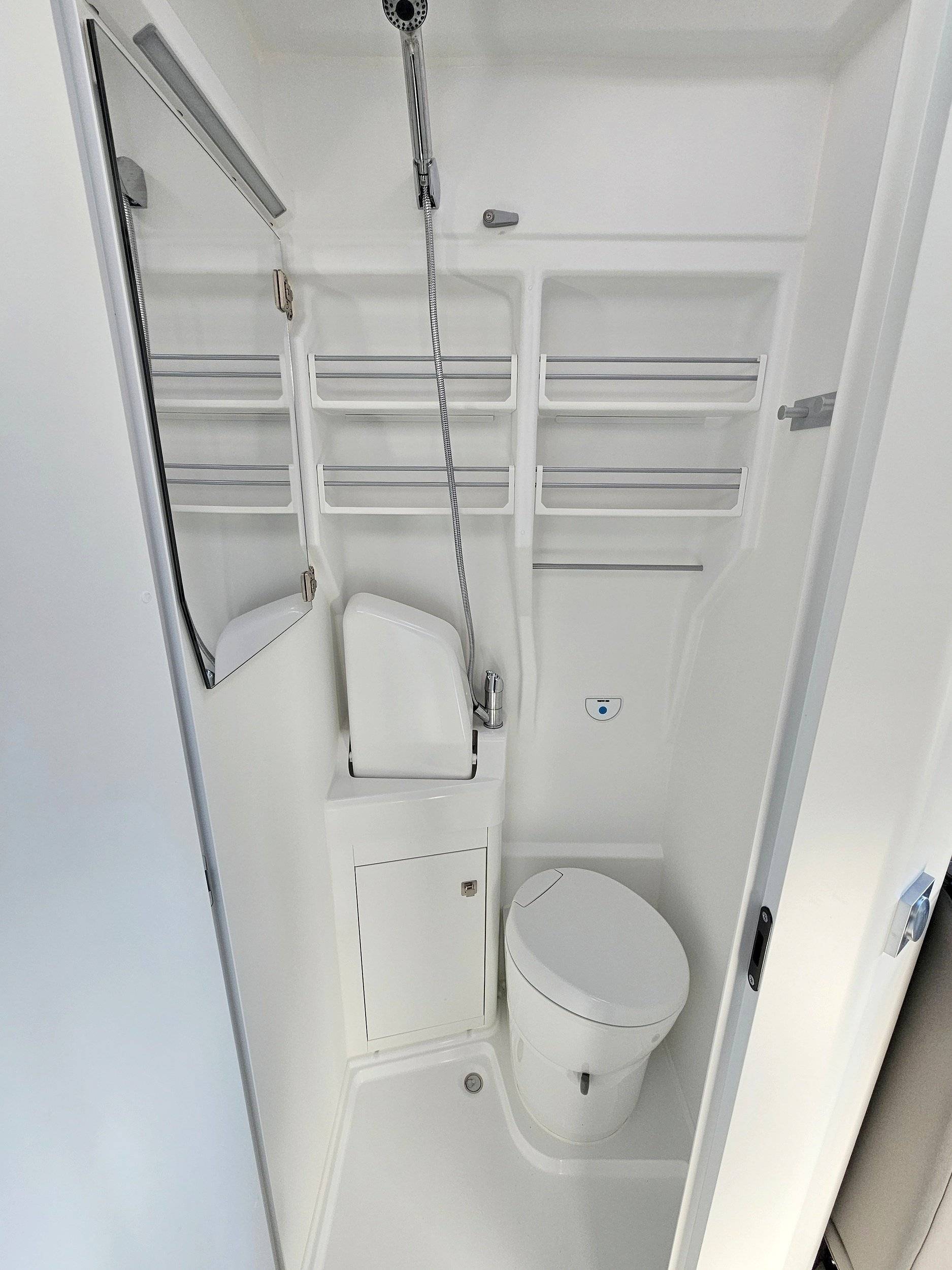 Volkswagen Volkswagen Grand California 600