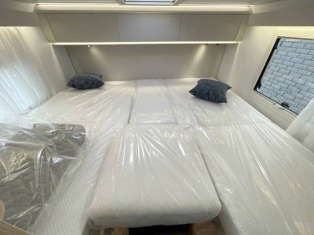 Adria Adria Matrix Axess 650 DC