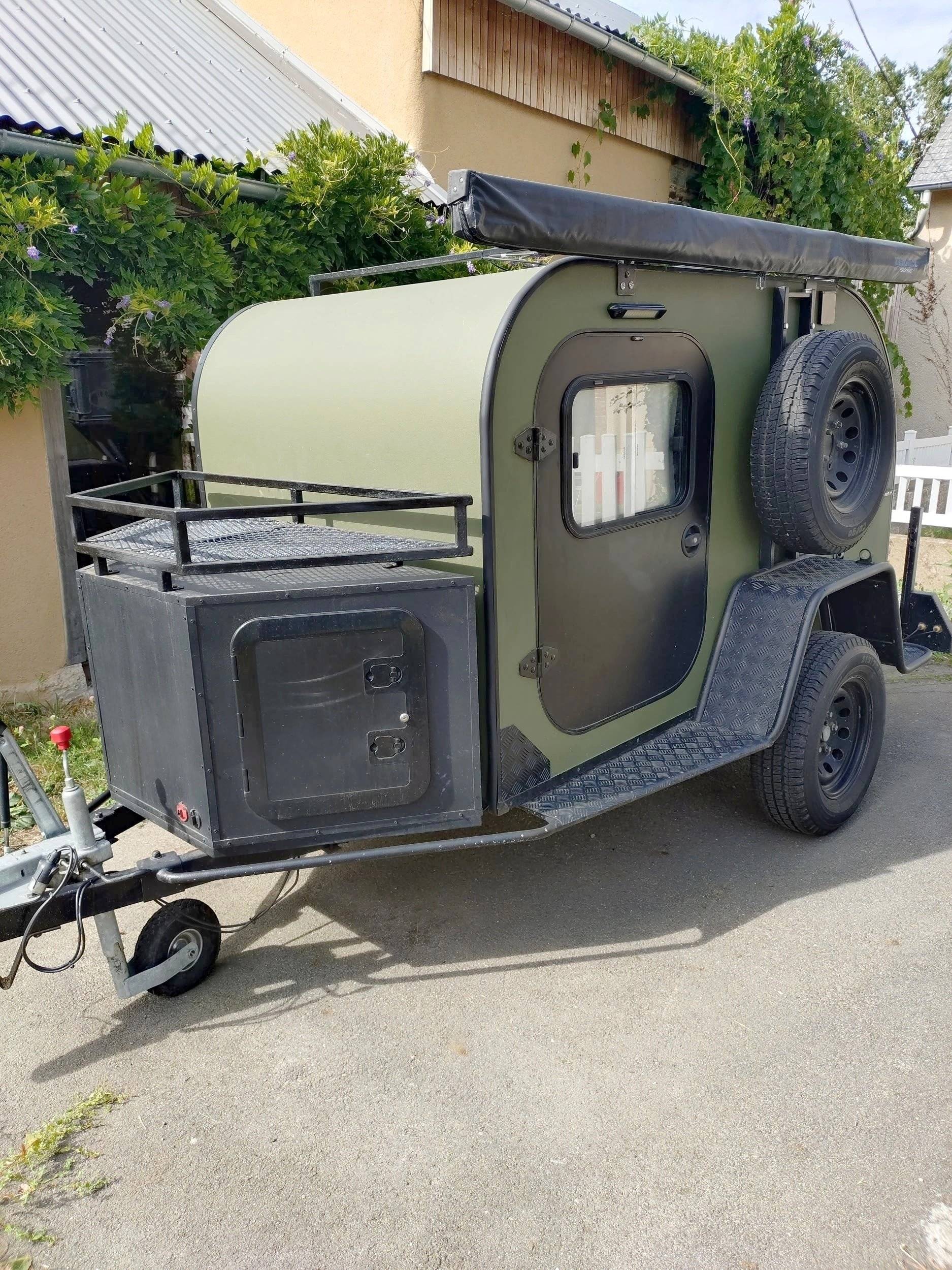 Front view from 3/4  - Yescapa