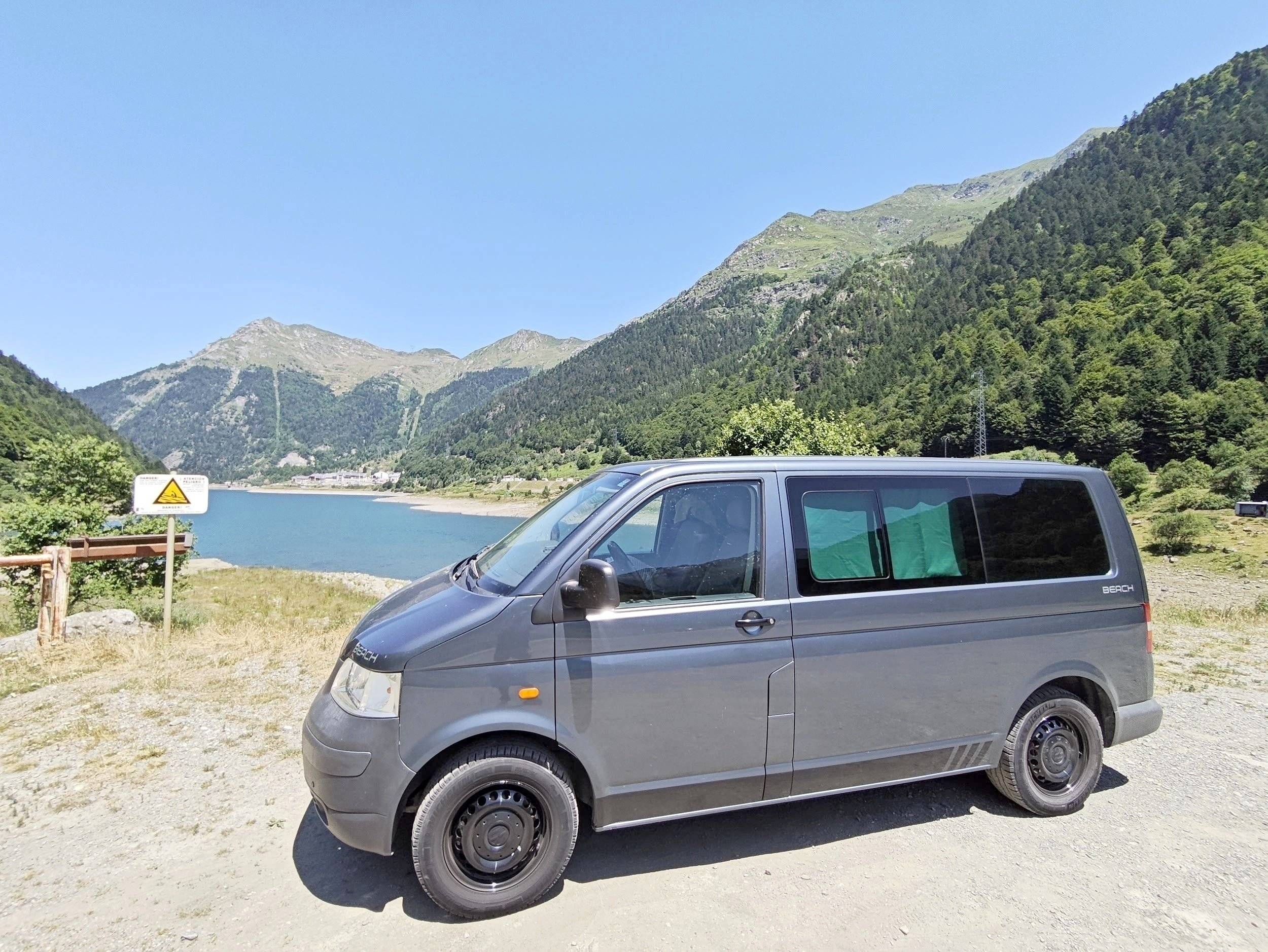 Volkswagen T5 2,5 l 130 ch