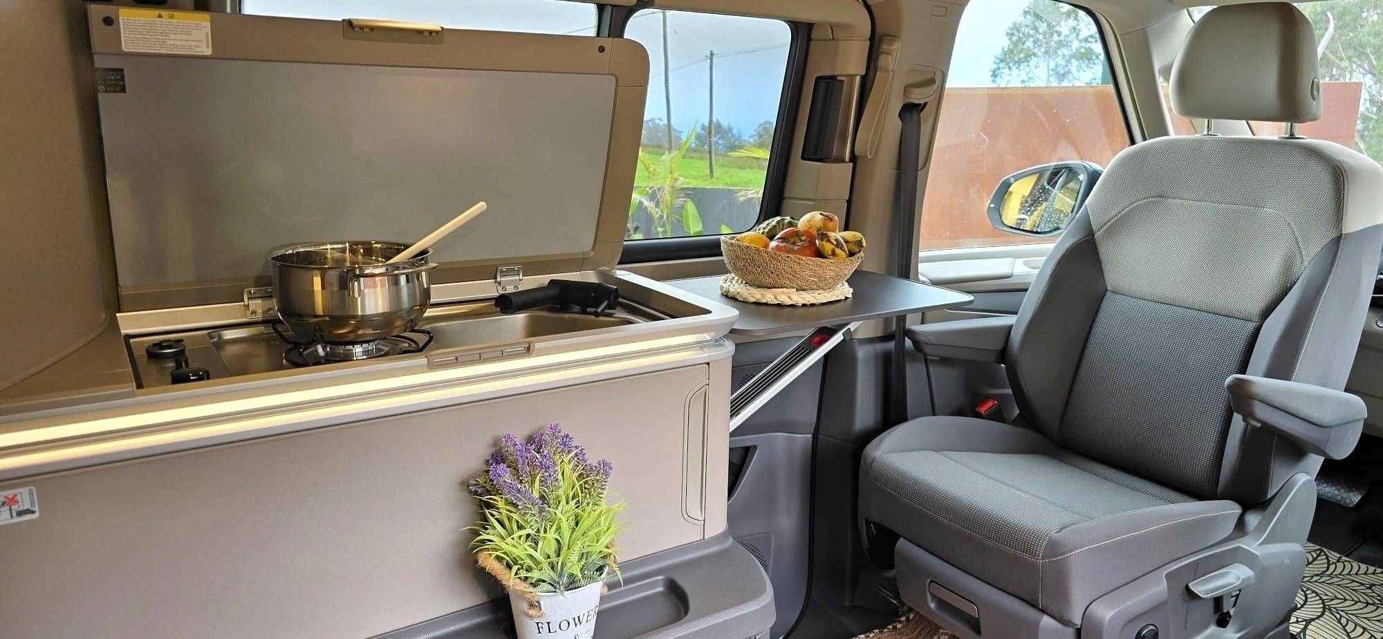 Car Caravane VOLKSWAGEN T7 CALIFORNIA COAST