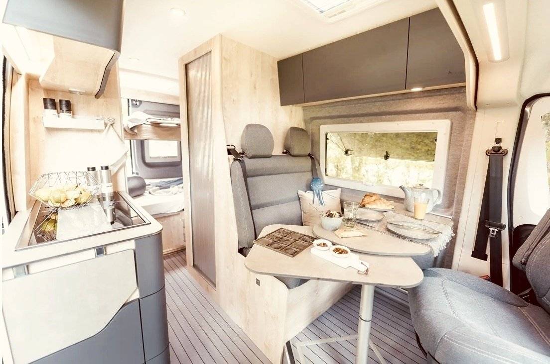 Jumper Desert Island