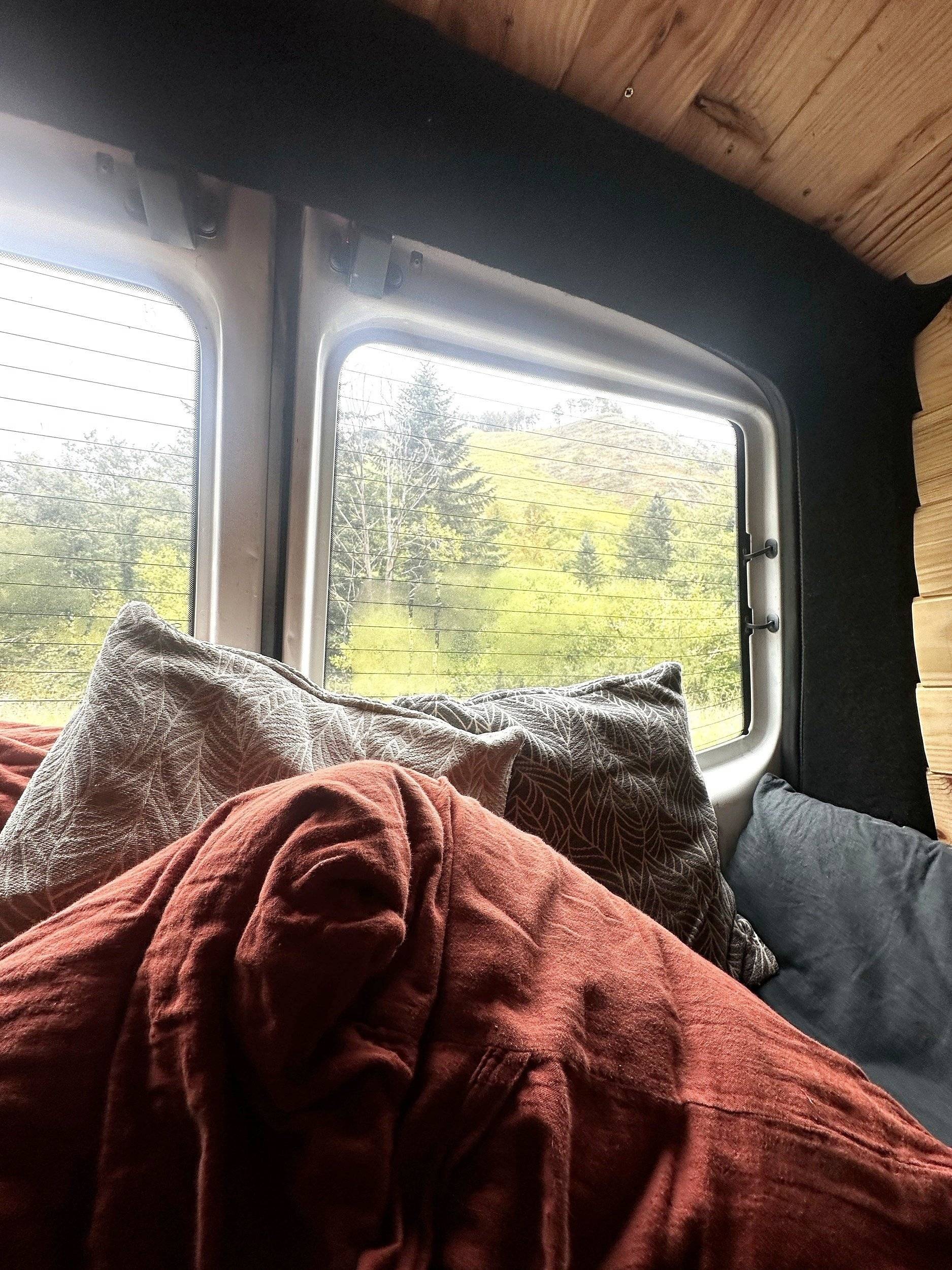 Custo Van Transporter