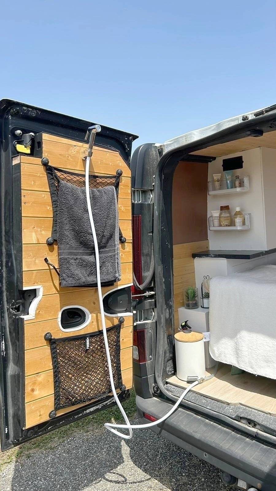 3 C Cartier/Brisebras RENAULT TRAFIC III 1.6 ENERGY DCI 145 TWIN TURBO EU6 L1H1 2.7T