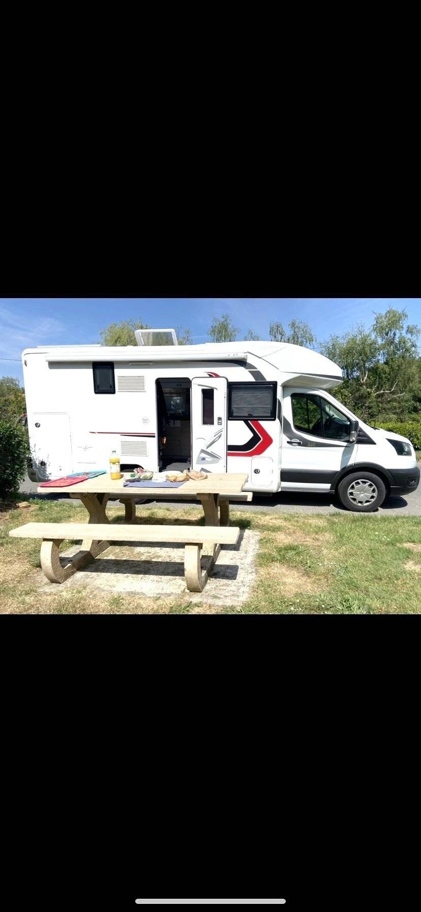 Challenger FORD TRANSIT