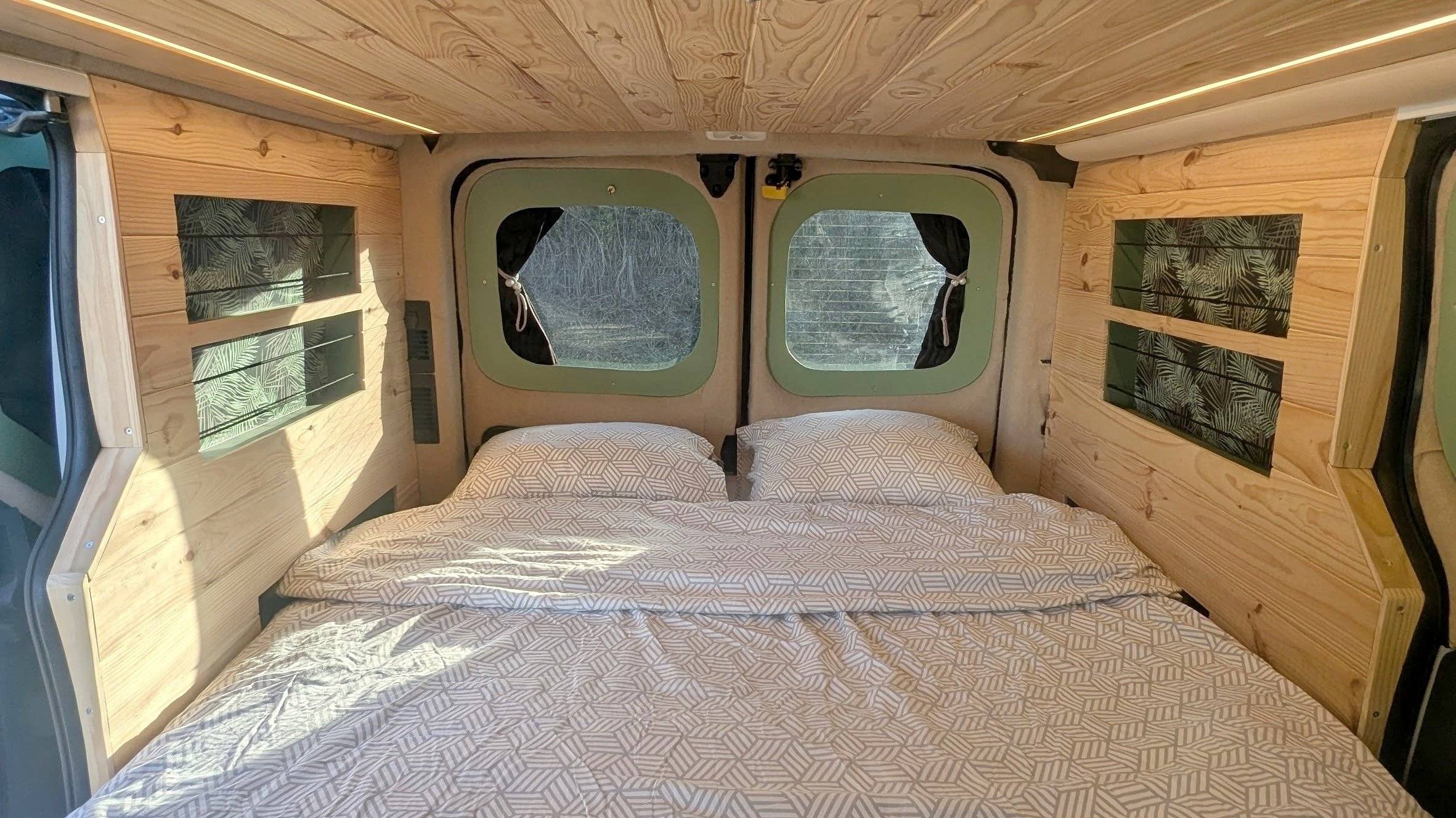 Le van de Simon -  Opel Vivaro L1H1