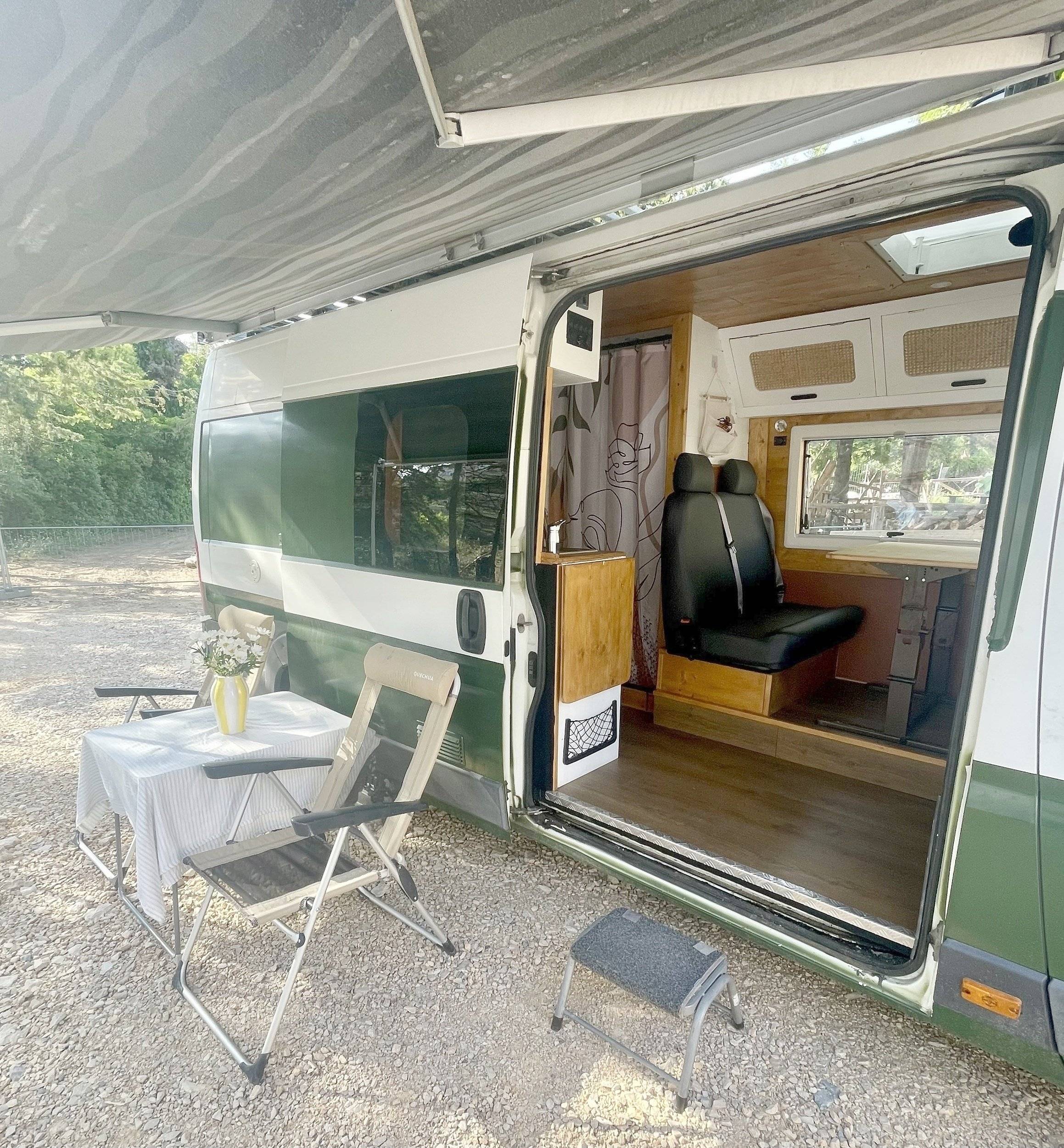 Peugeot Boxer 2,2 l 120 ch.