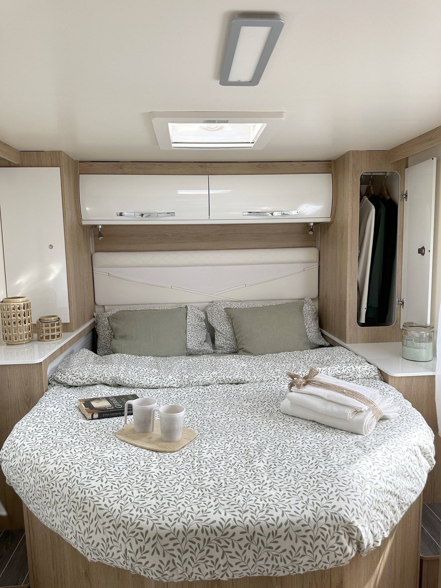 Couchages Fiat Ducato 2,3 l 130 ch - Yescapa