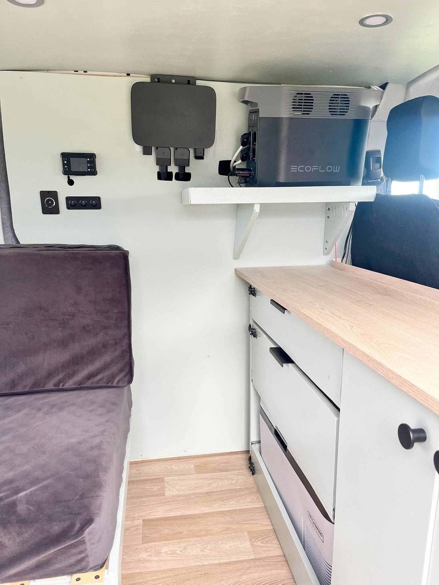 Kitchenette  - Yescapa