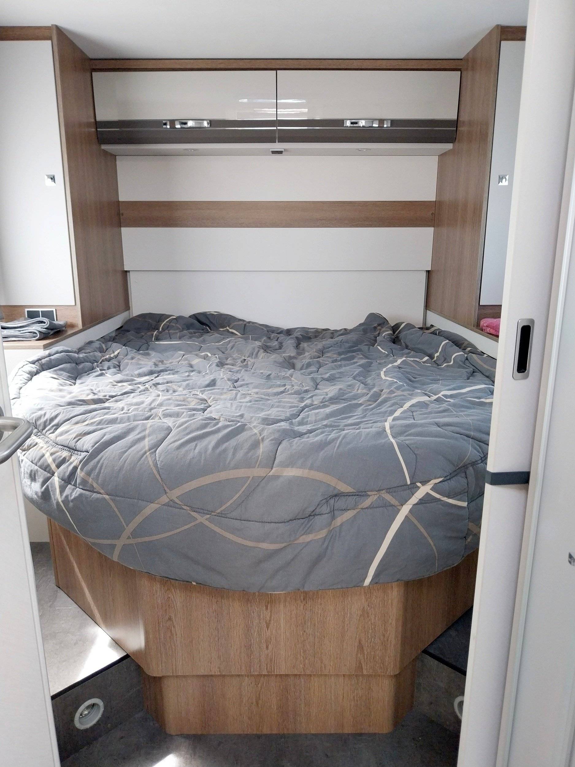 Berth Fiat Ducato 2,3 l 148 ch - Yescapa