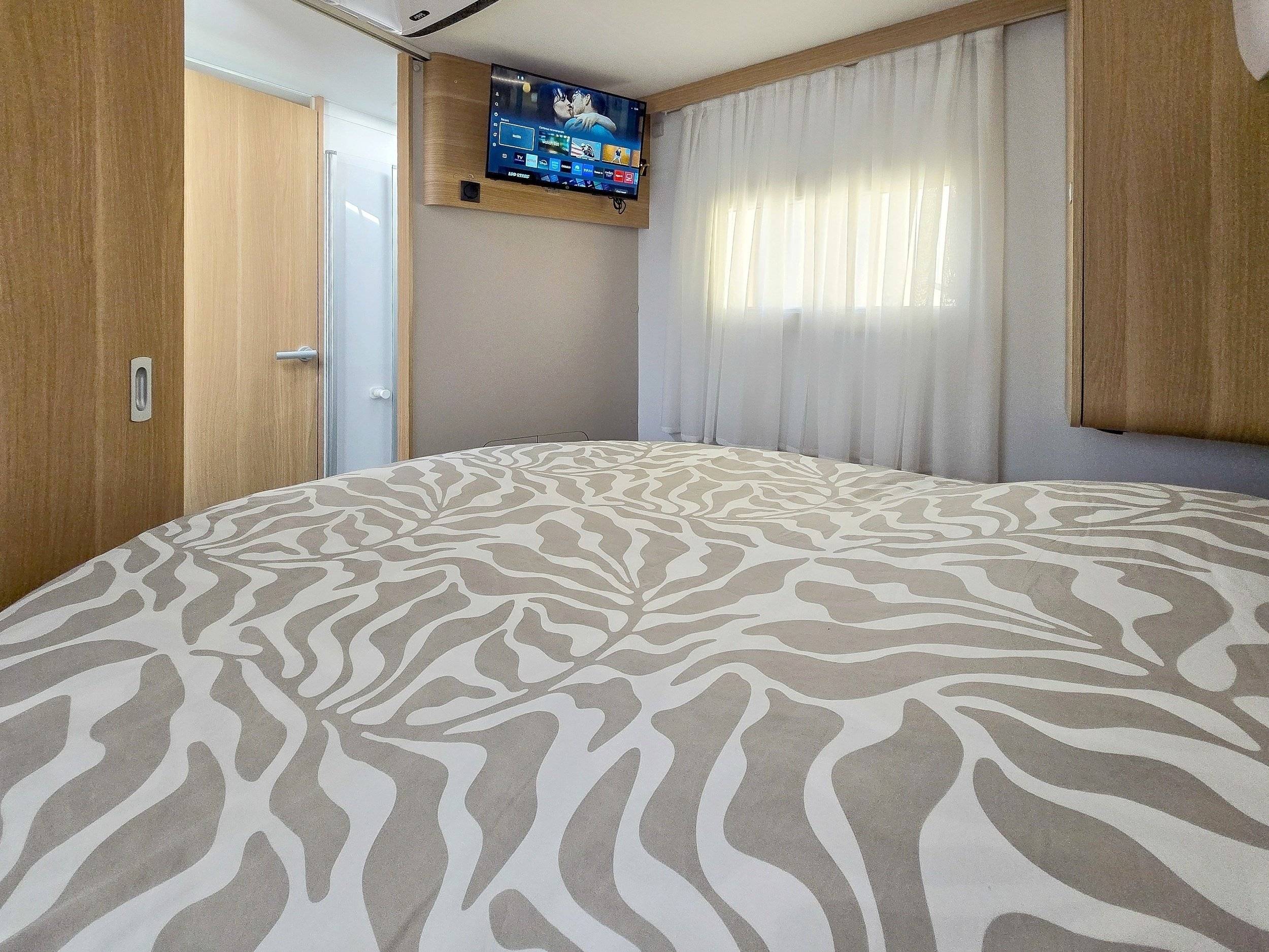 Adria Adria matrix plus 670 DC