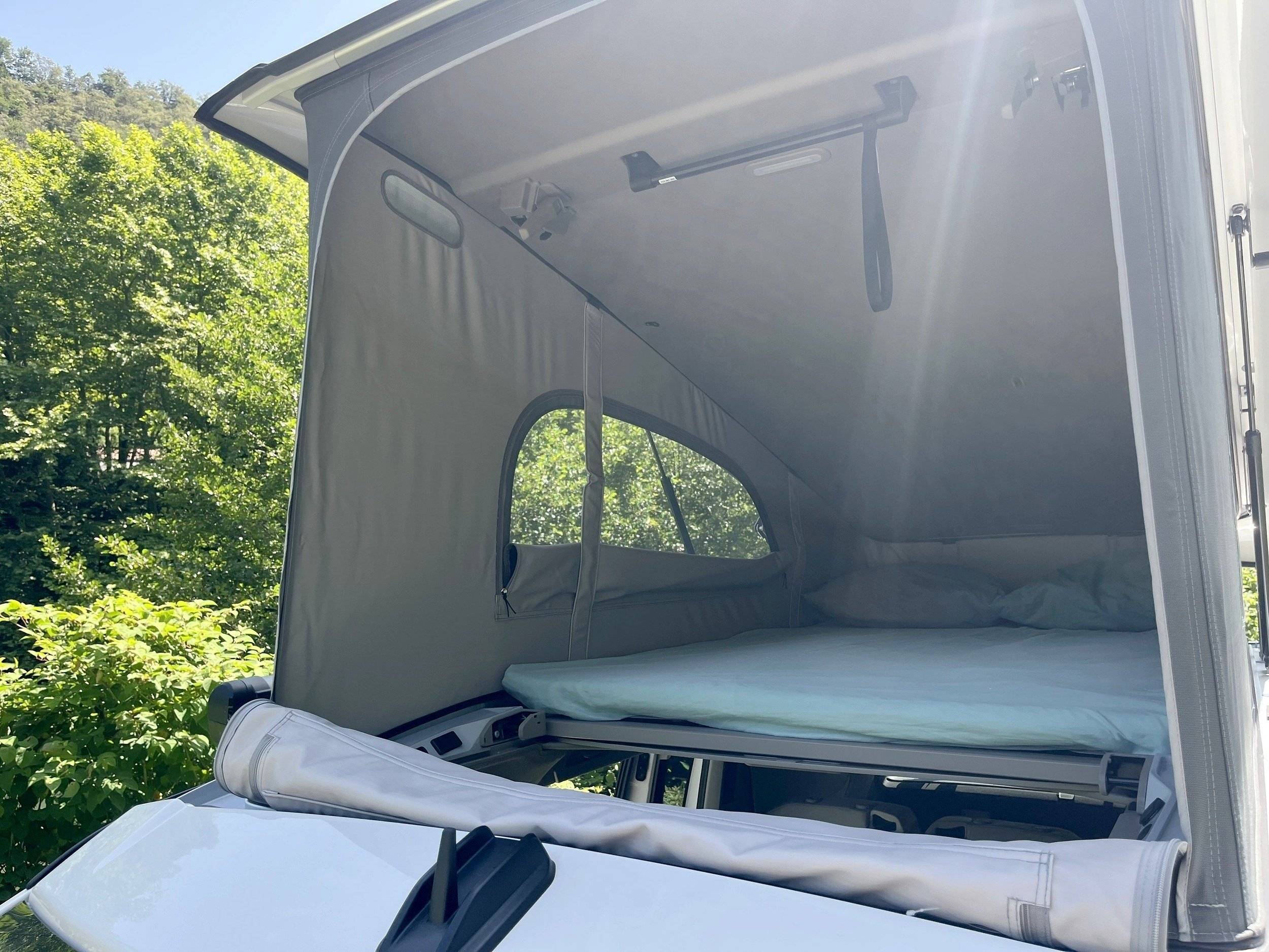 Couchages Volkswagen California T7 - Yescapa