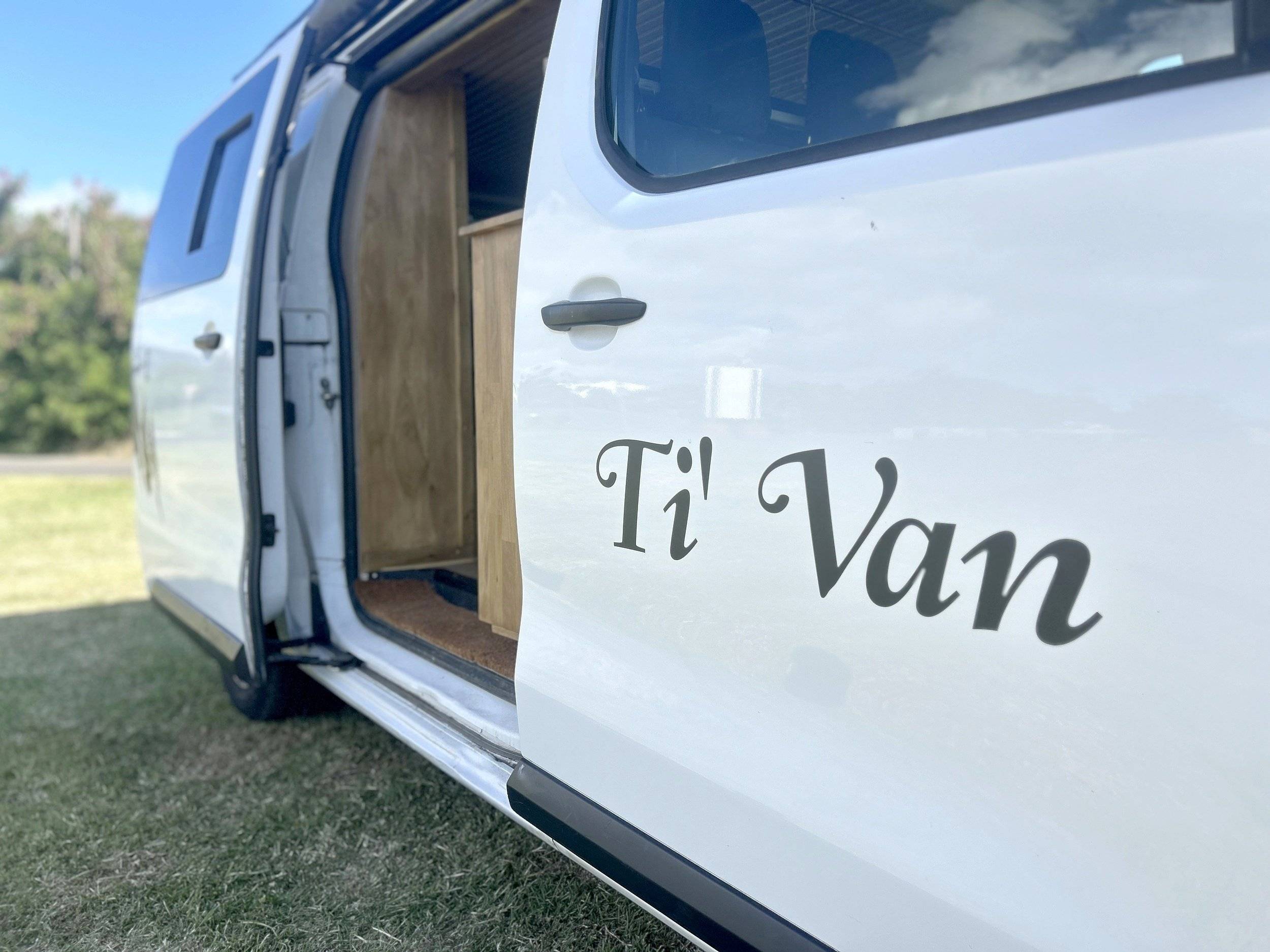 Alpes Camping-Car peugeot expert 