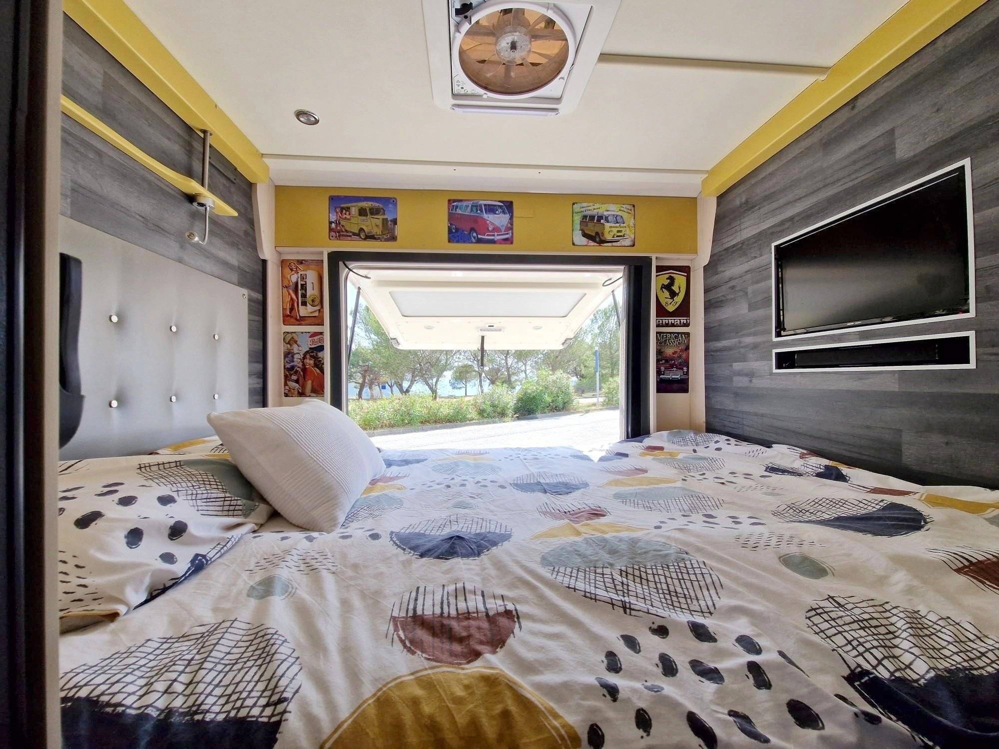 Bürstner Brévio T646