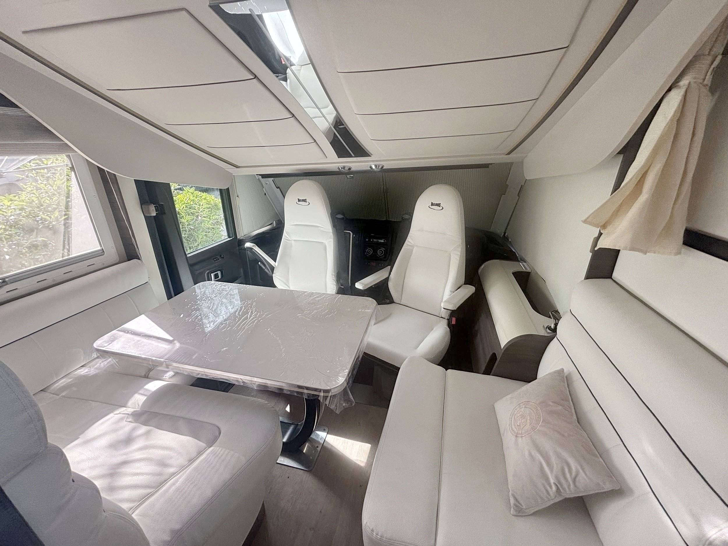 Comedor Fiat Ducato 2,3 l 150 ch - Yescapa