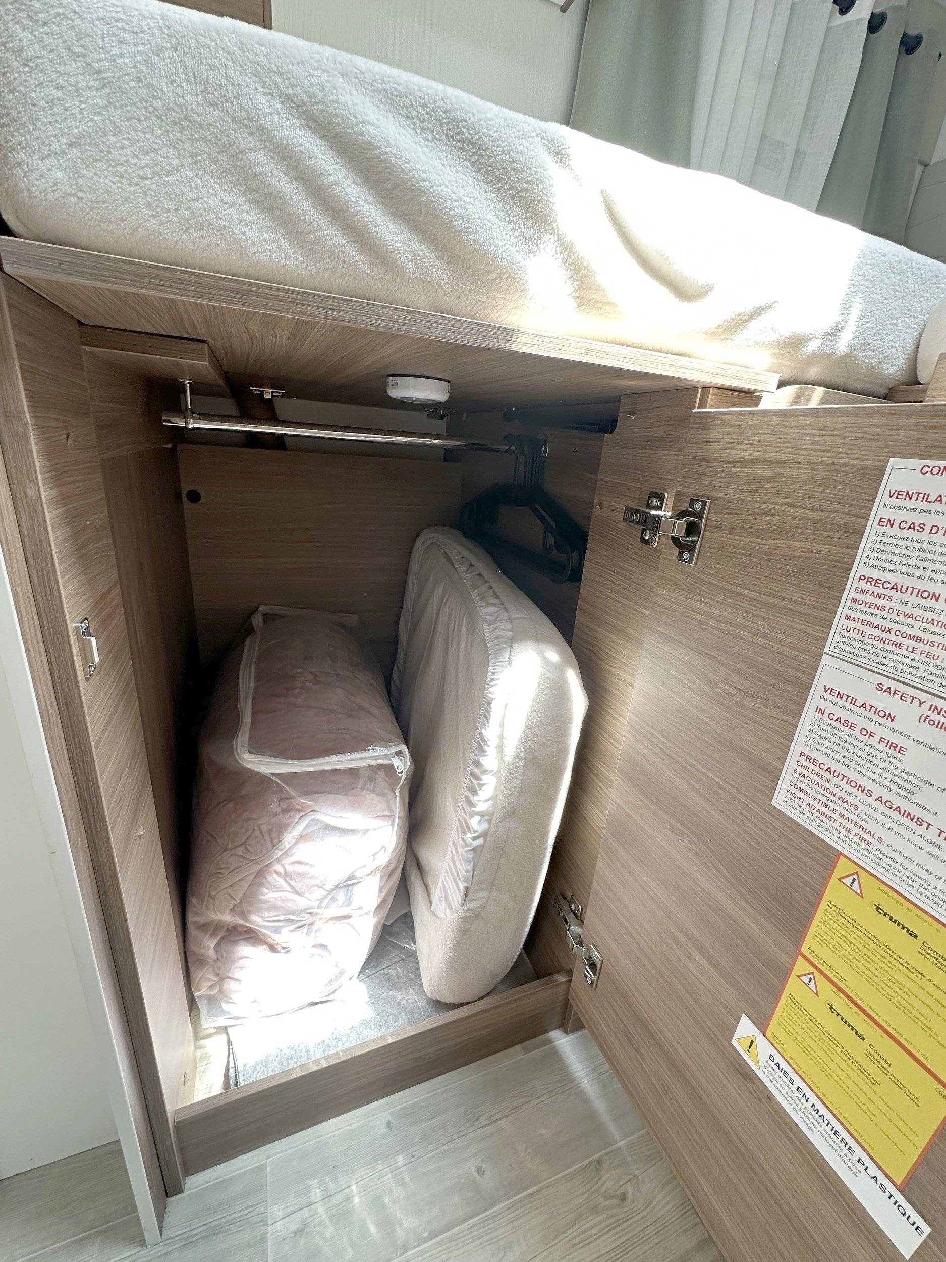 Pilote Pilote P746 Essentiel