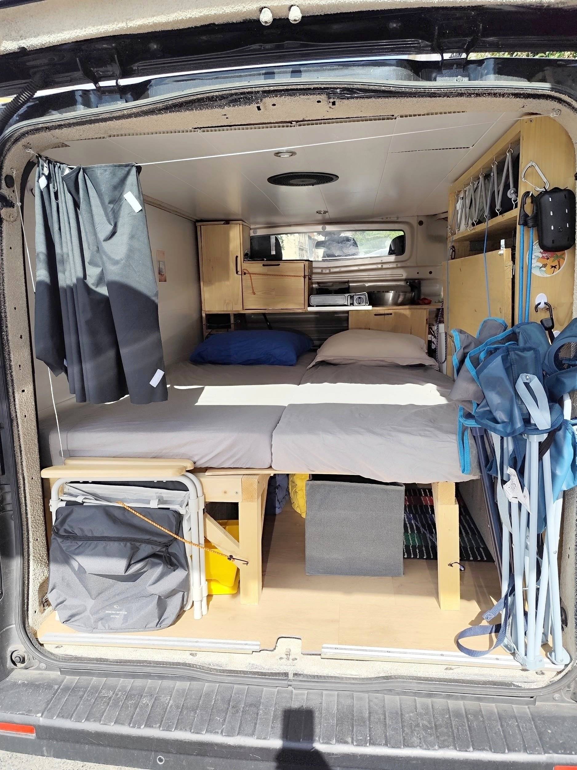 Slaapplaatsen Renault Trafic III - Yescapa