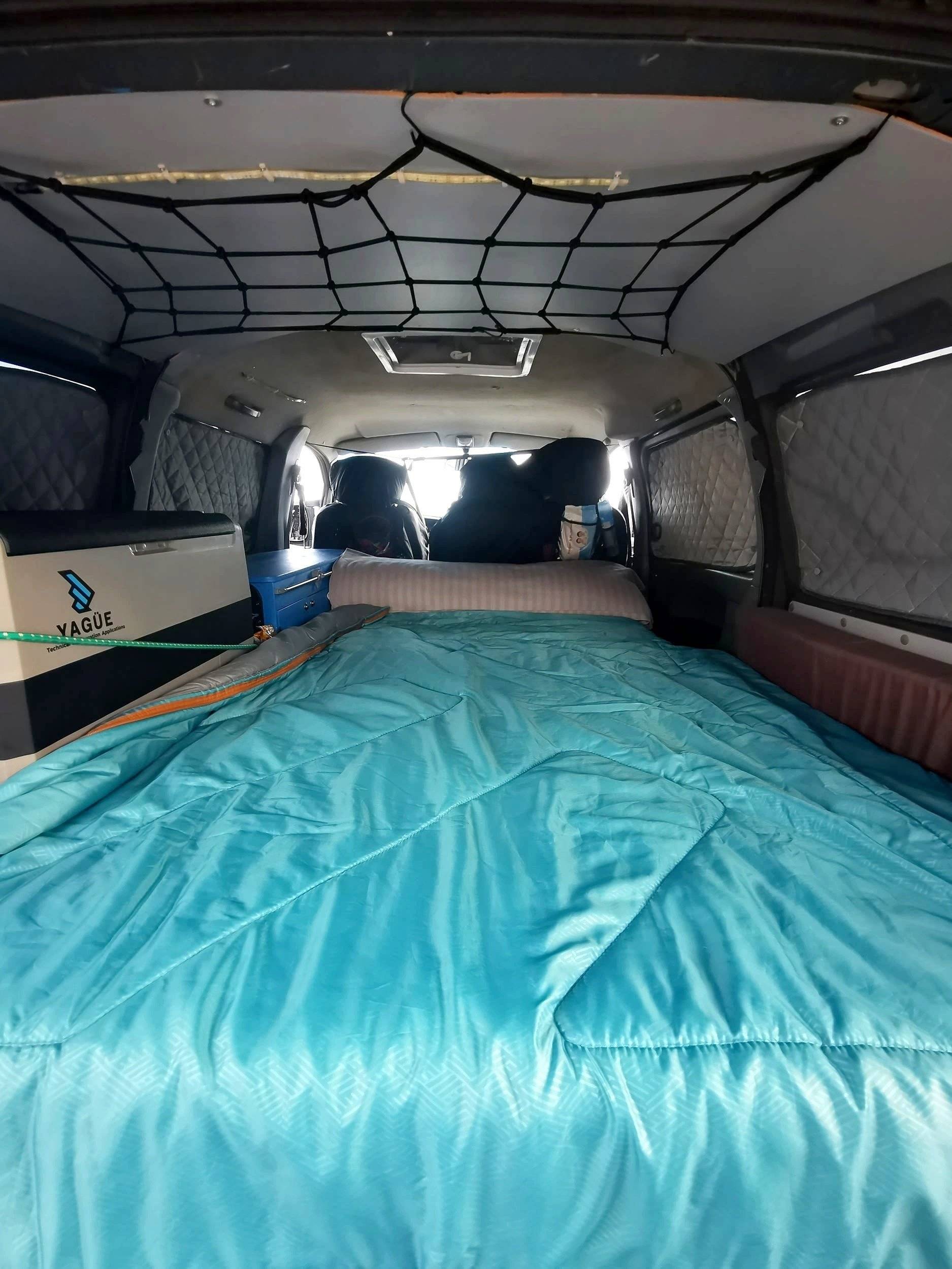 Hyundai H-1 2.5 td svx 4p