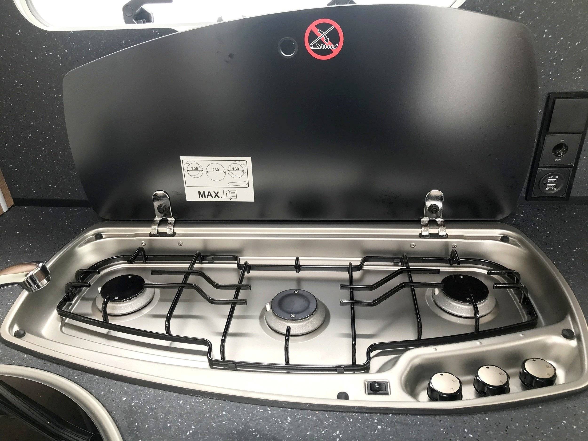 Pilote P746 ESSENTIEL