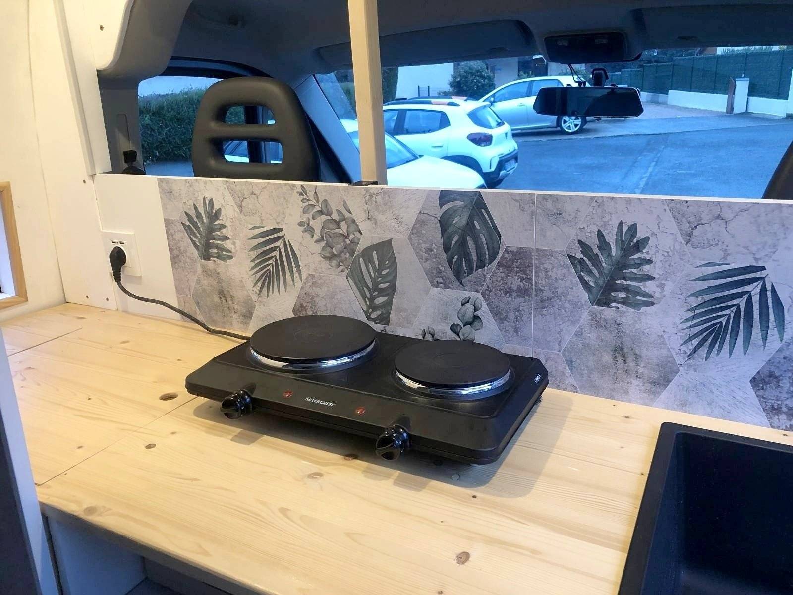 Kitchen Peugeot Boxer - Yescapa