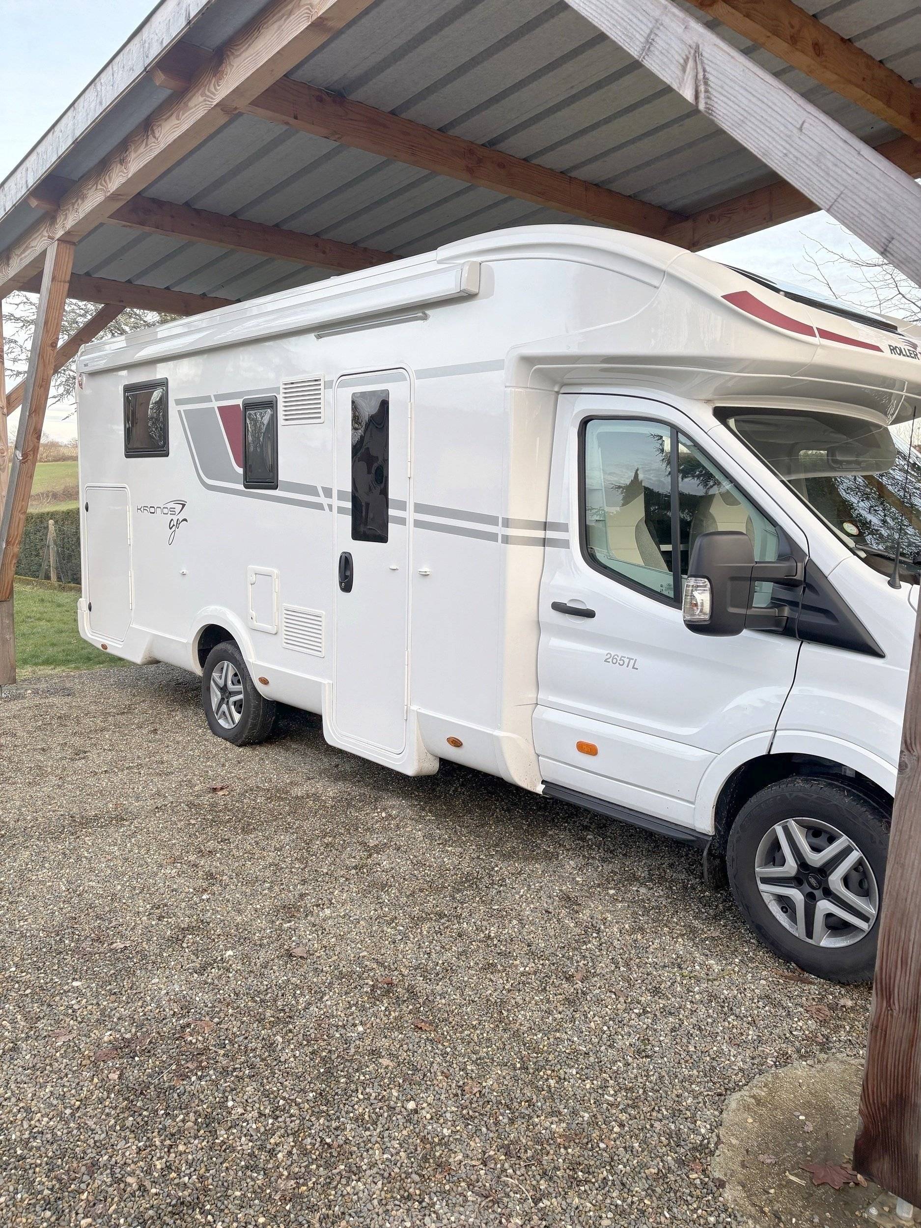 Ford Transit 2,0 l 170 ch