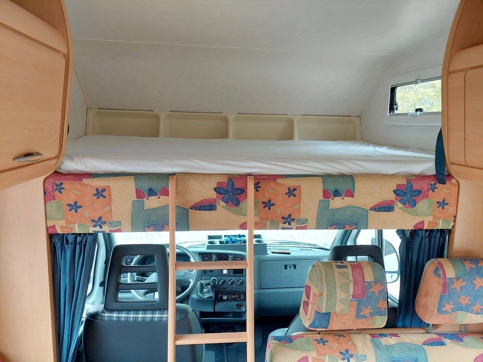 Berth Fiat Fiat ducato 2.8ITD 122 cv - Yescapa