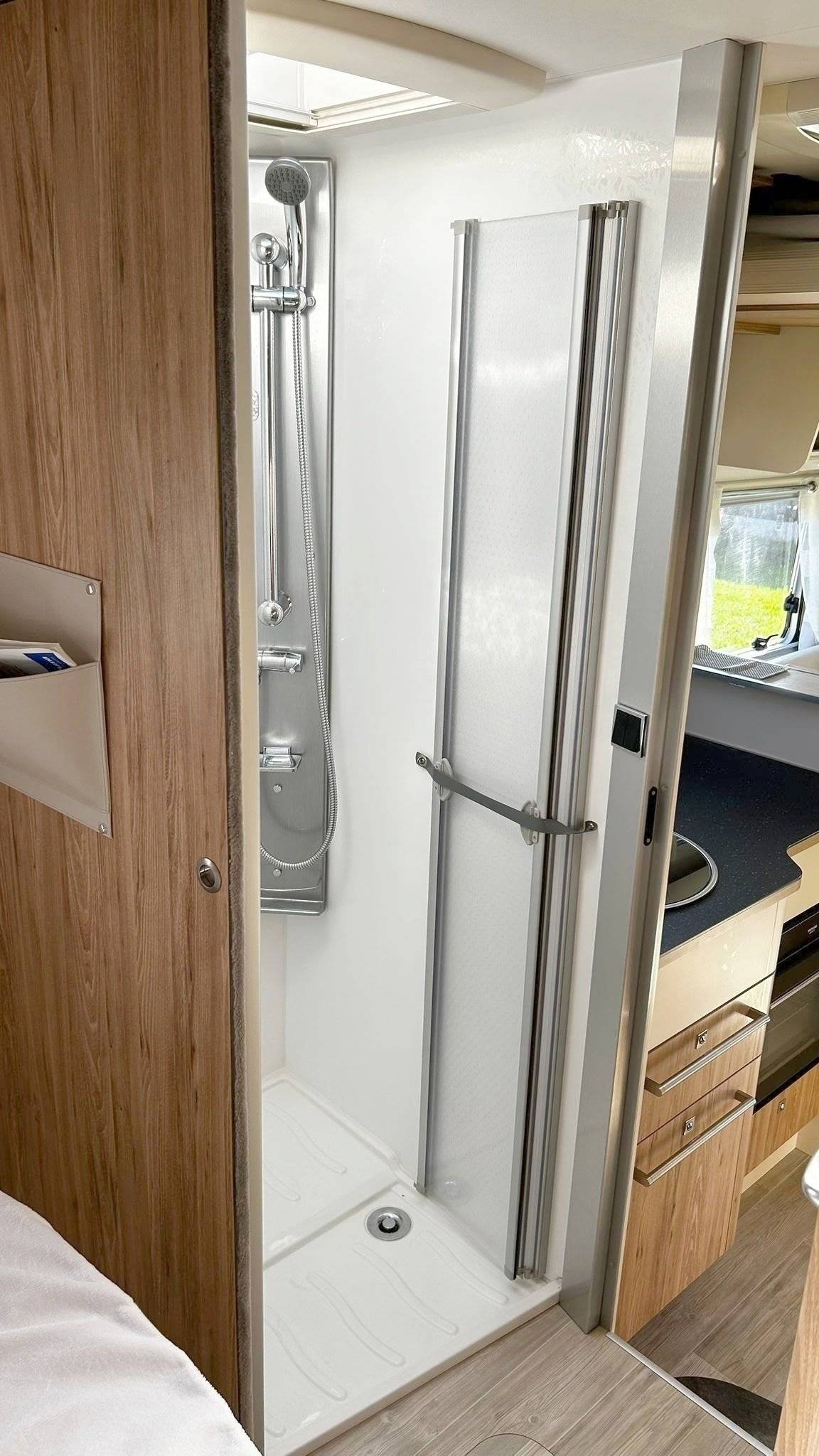 Bavaria Bavaria T746 C Style