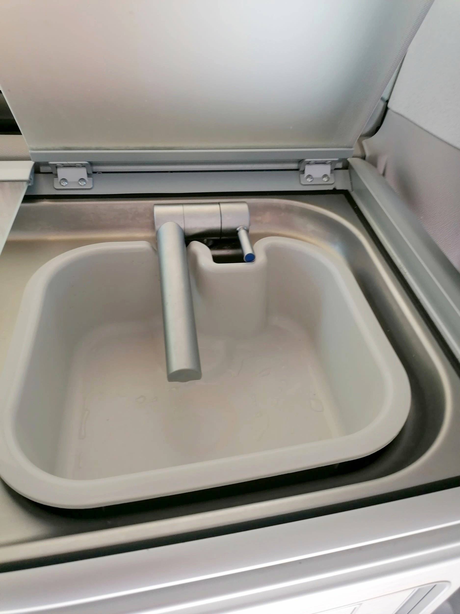 Volkswagen Volkswagen T6 California COAST