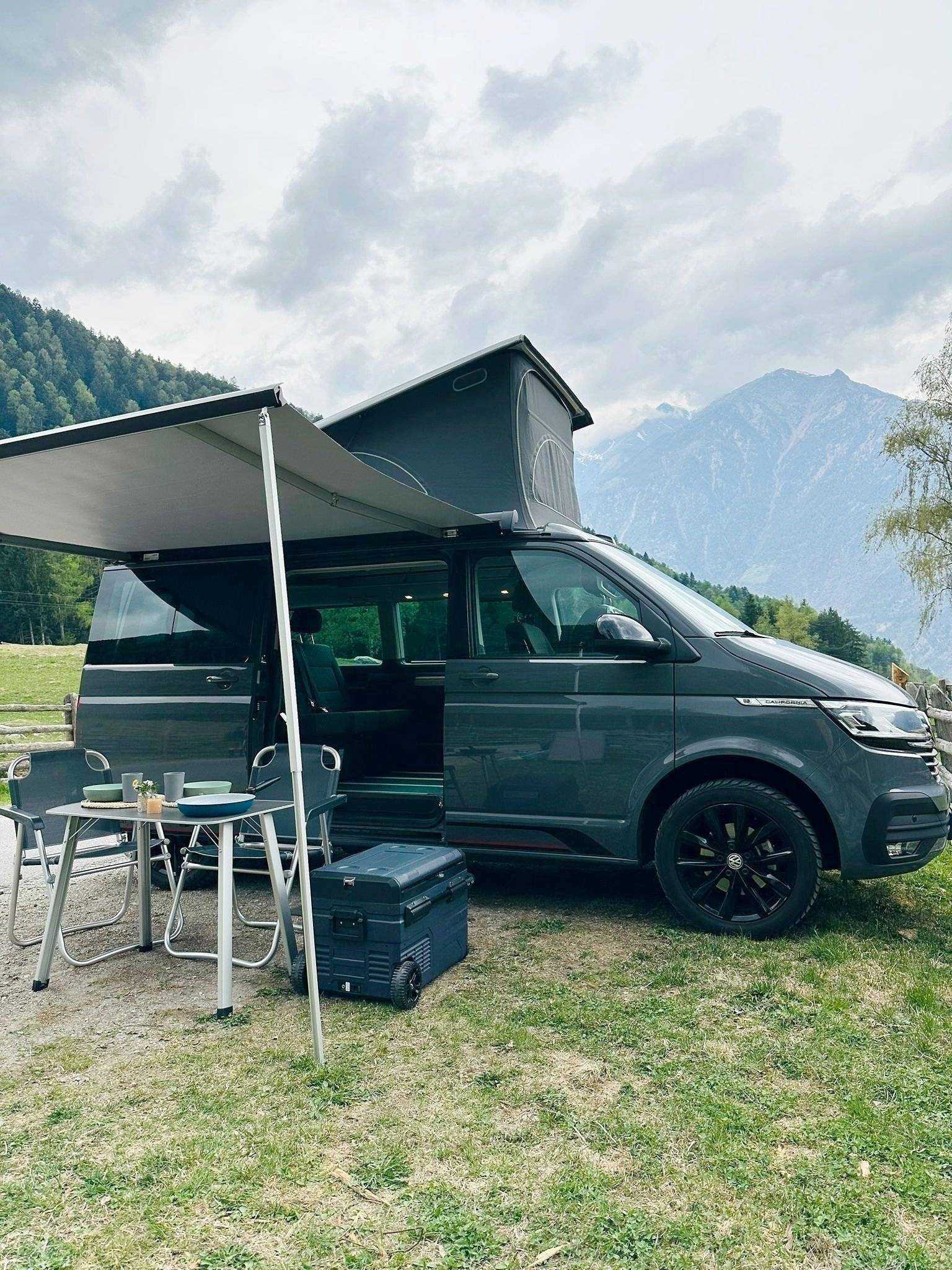 Vista de 3/4 Volkswagen T6 2,0 l 150 ch - Yescapa