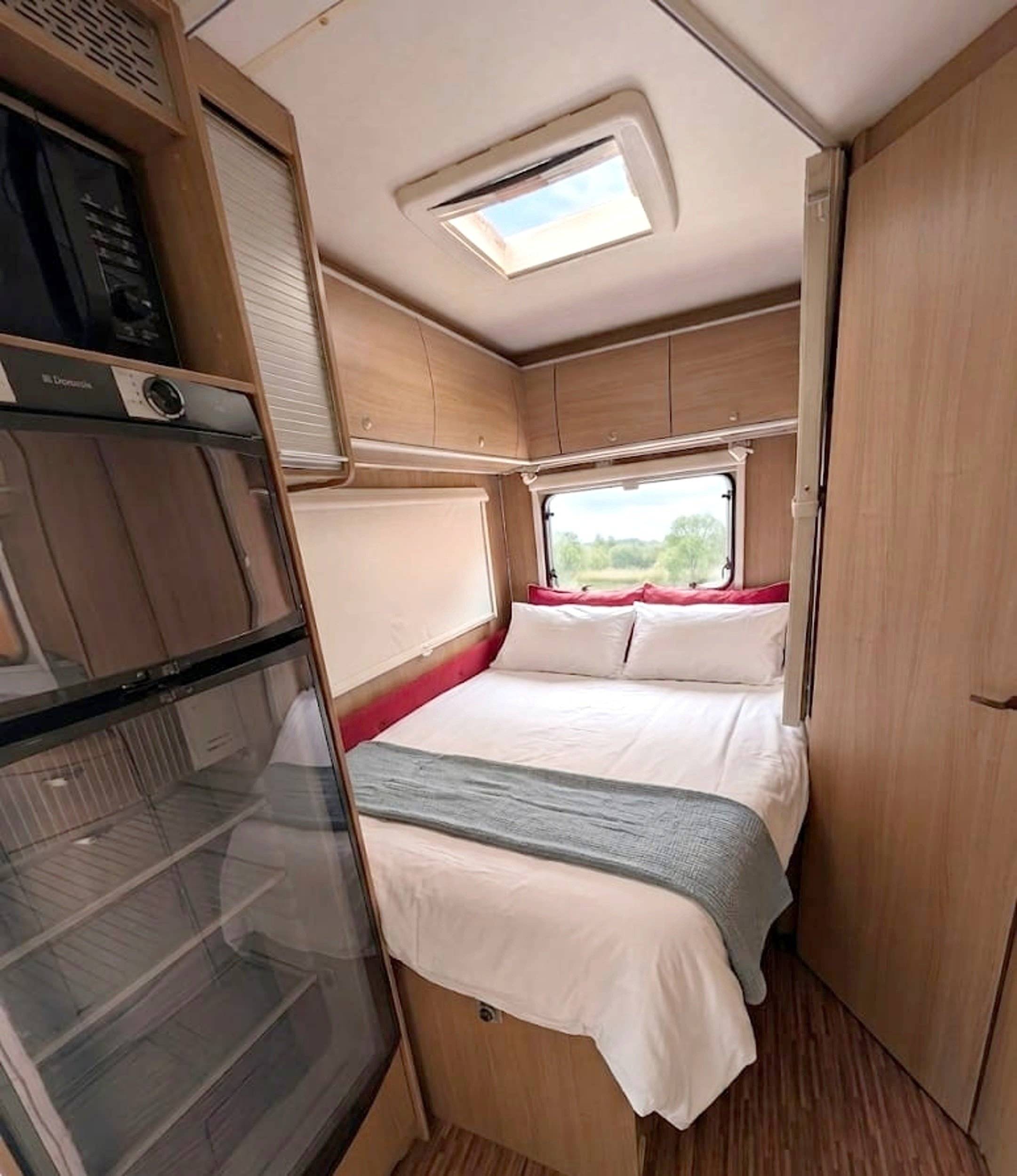 Slaapplaatsen Fiat Ducato 2,2 l Multijet 130 ch. - Yescapa