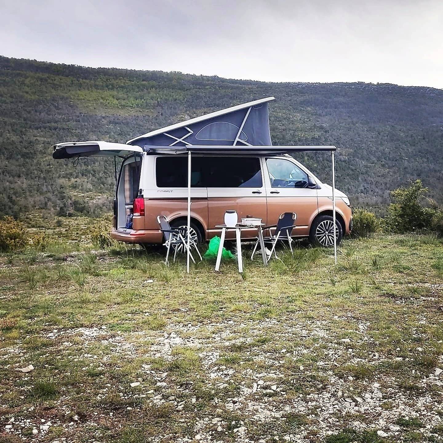 Volkswagen T6.1 California Coast 150ch