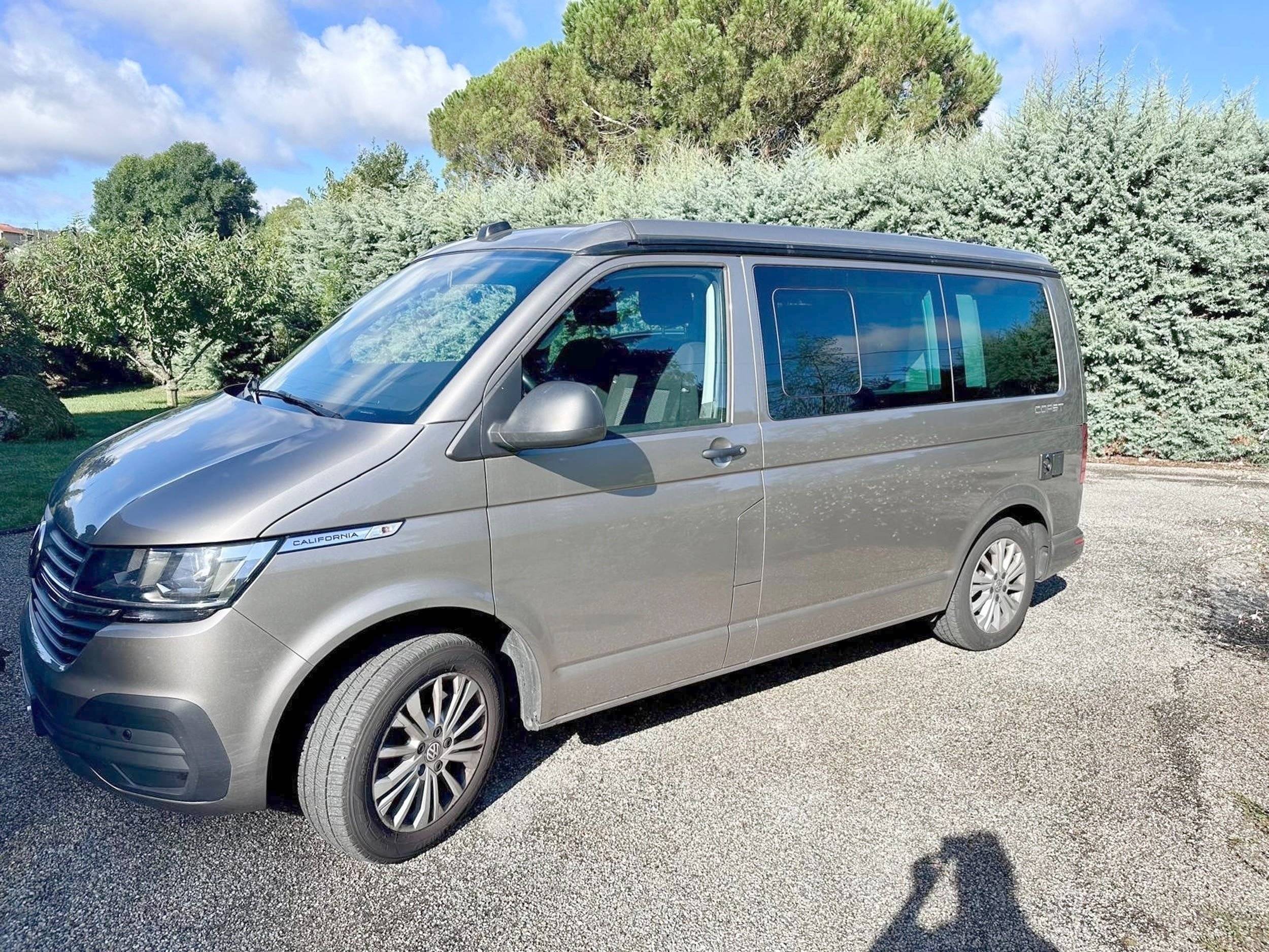 Letti Volkswagen T6.1 California Coast - Yescapa