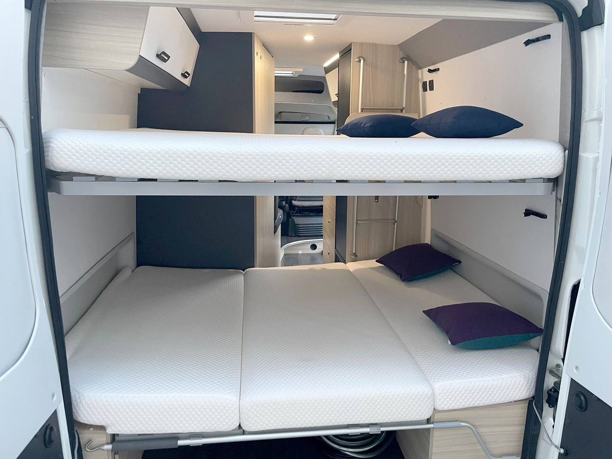 Sun Living V60 SP Family