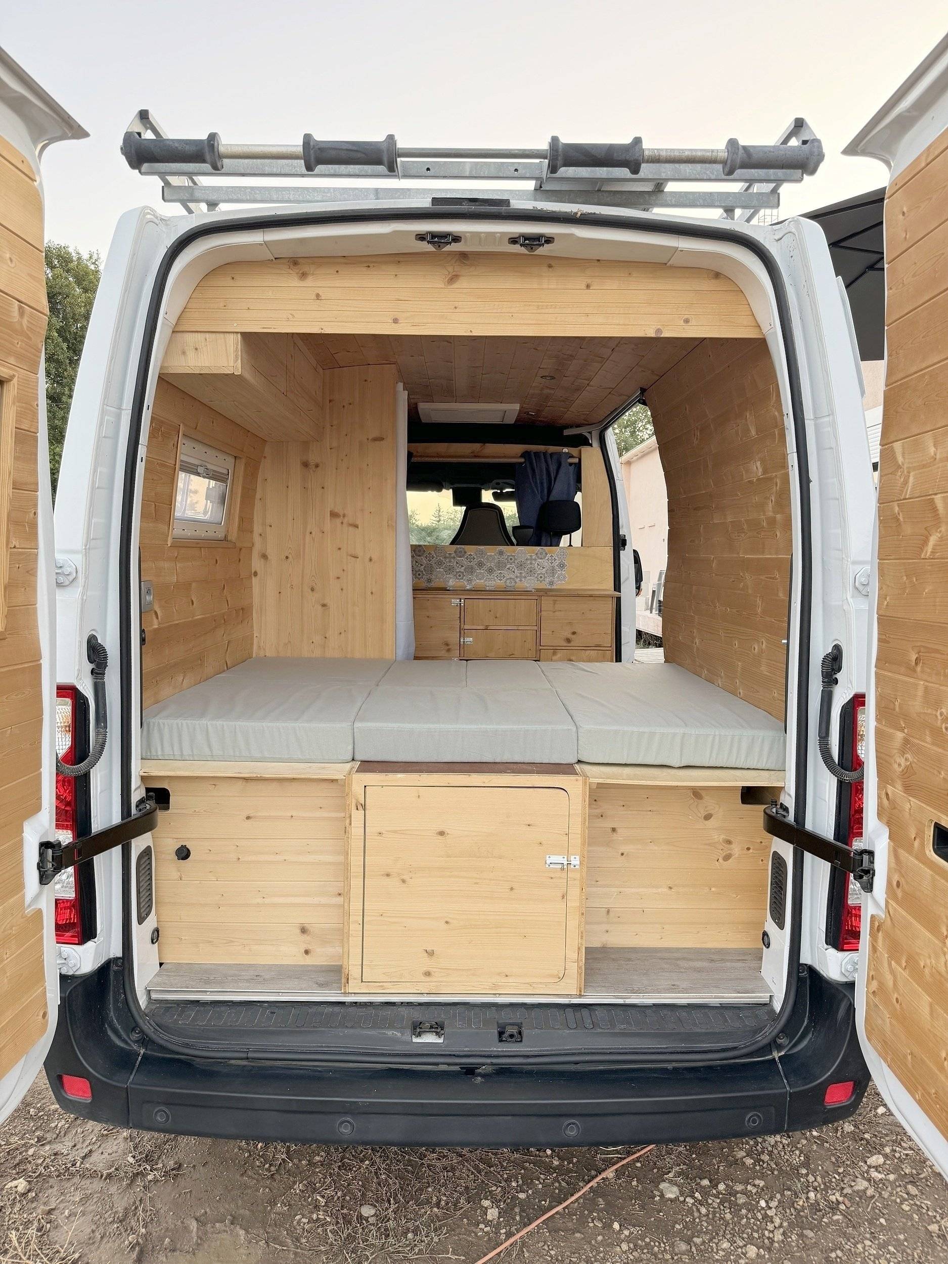 Artisan du Voyage Renault master
