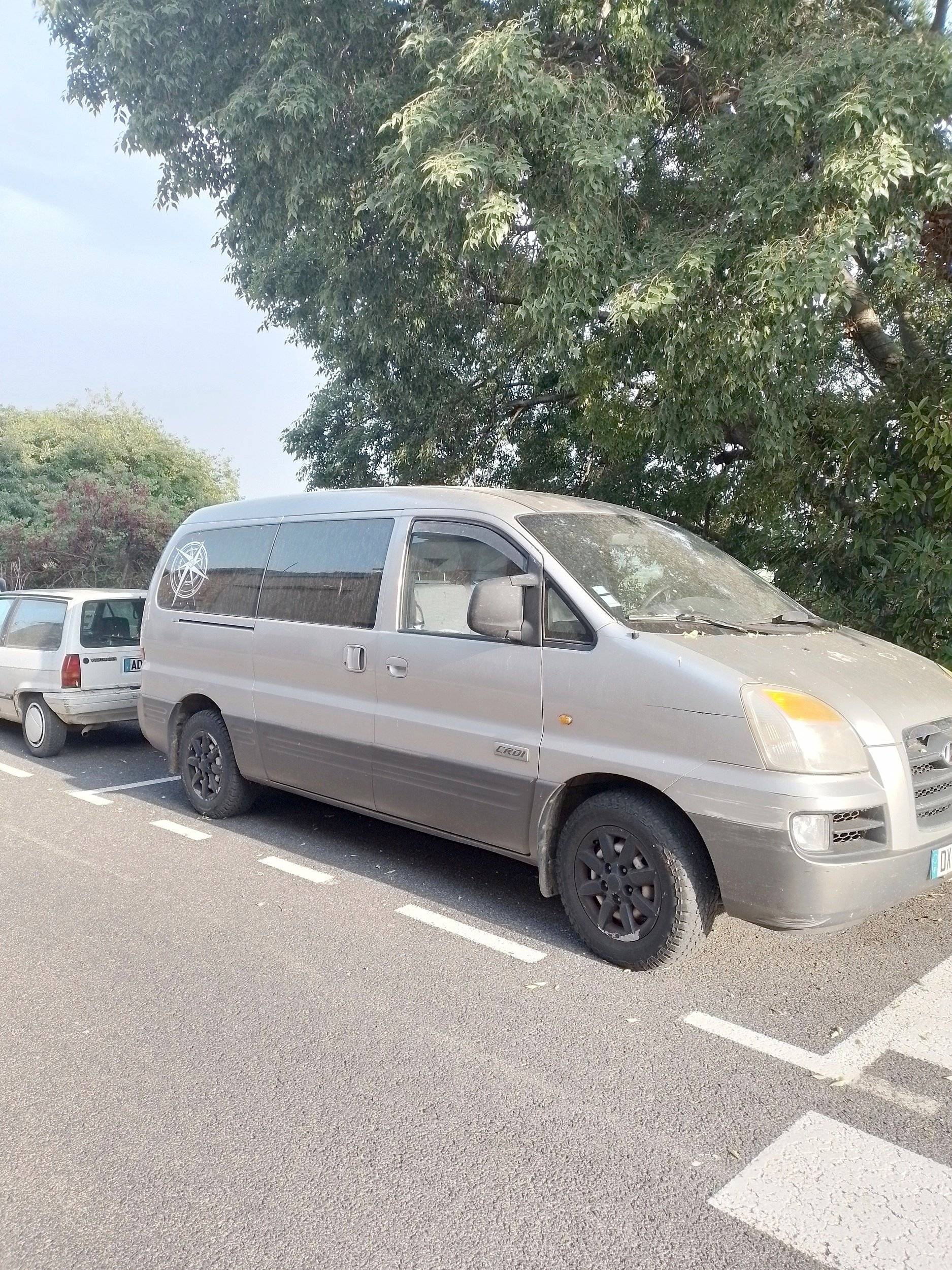 Front view from 3/4 Hyundai - Yescapa