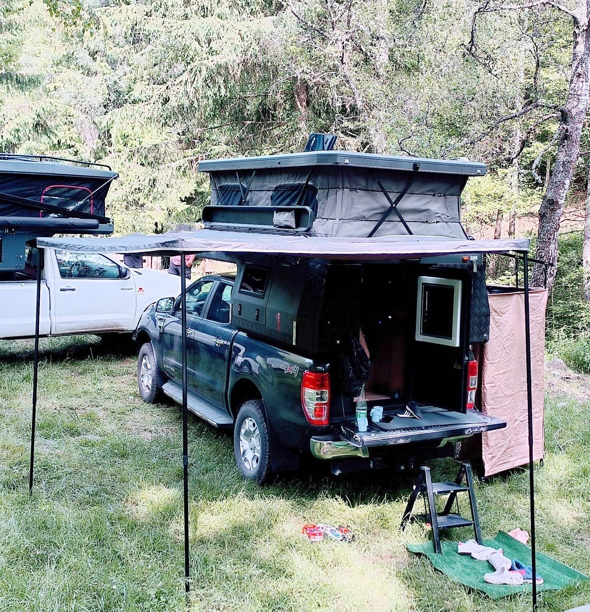 Vista posteriore Ford Ford Ranger - Yescapa