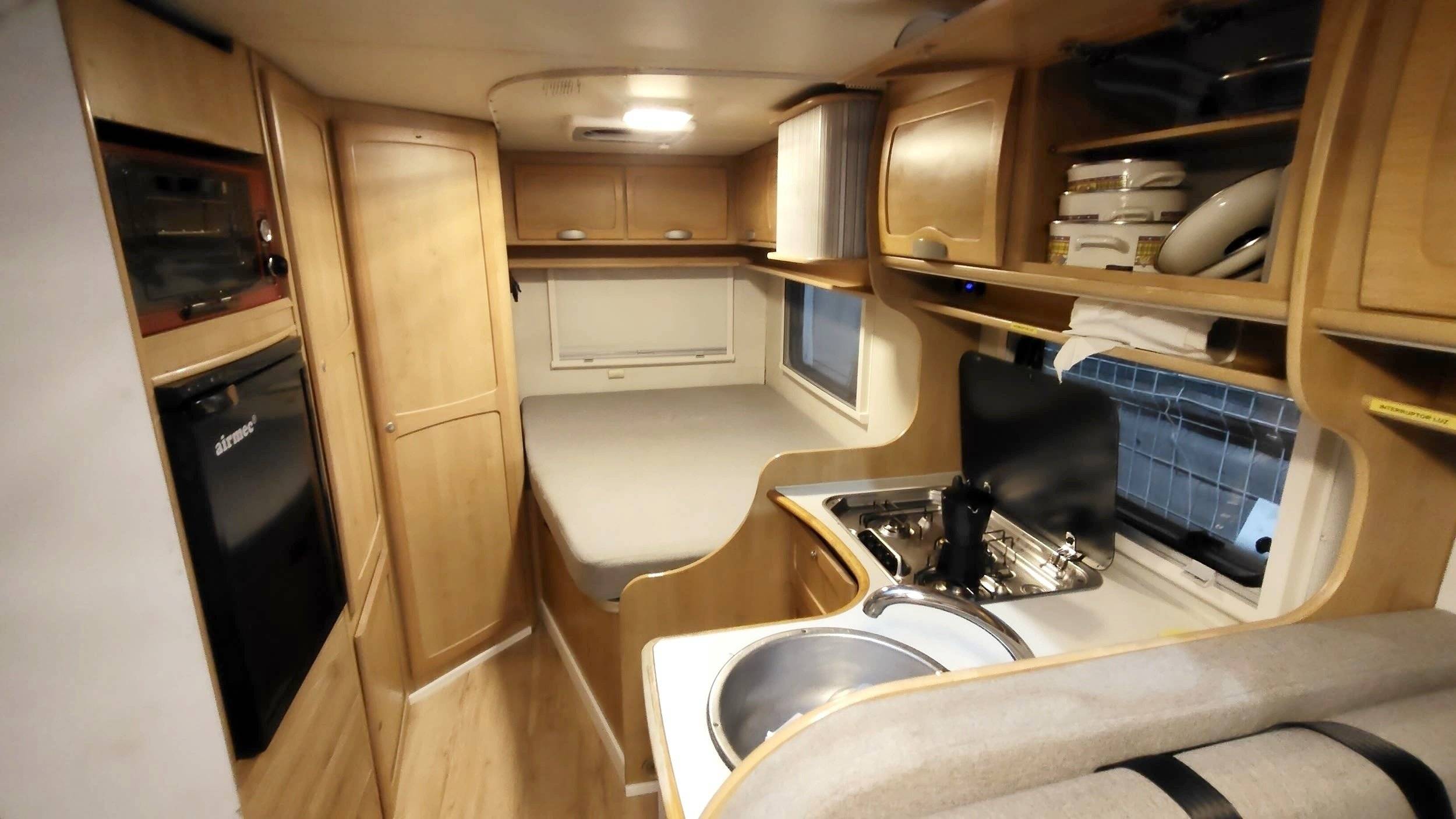 Berth Fiat Ducato 2.8 jtd - Yescapa