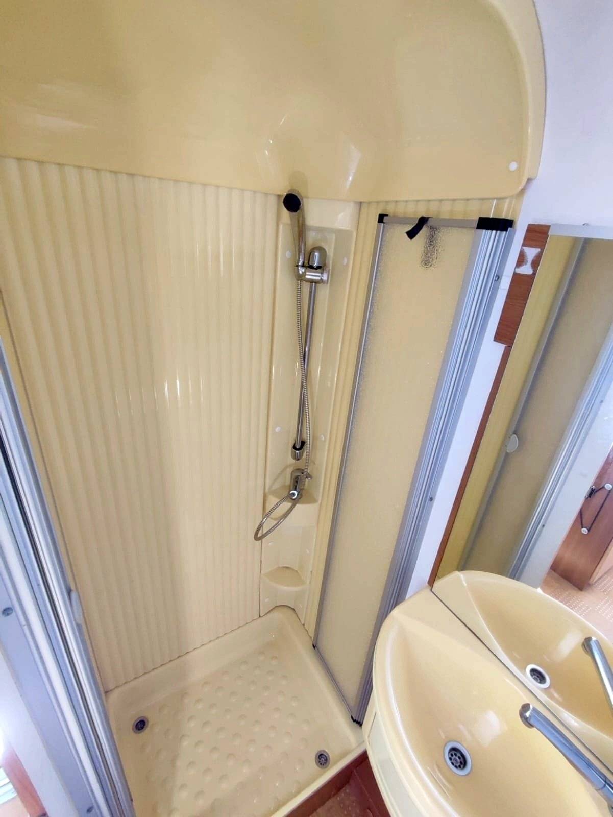 Carado Transit 2,2 l 125 ch