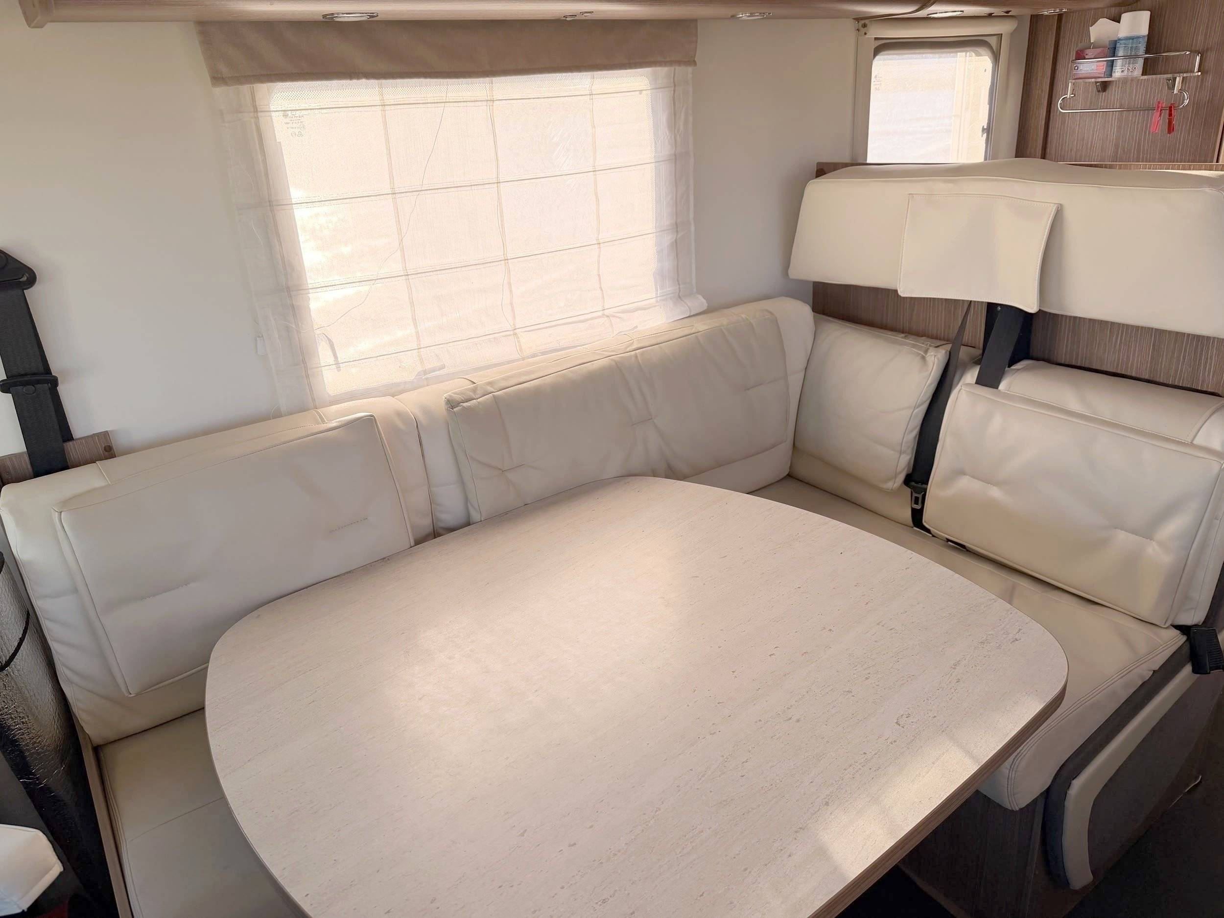 Menjador Fiat 2,3 l 130 ch. - Yescapa