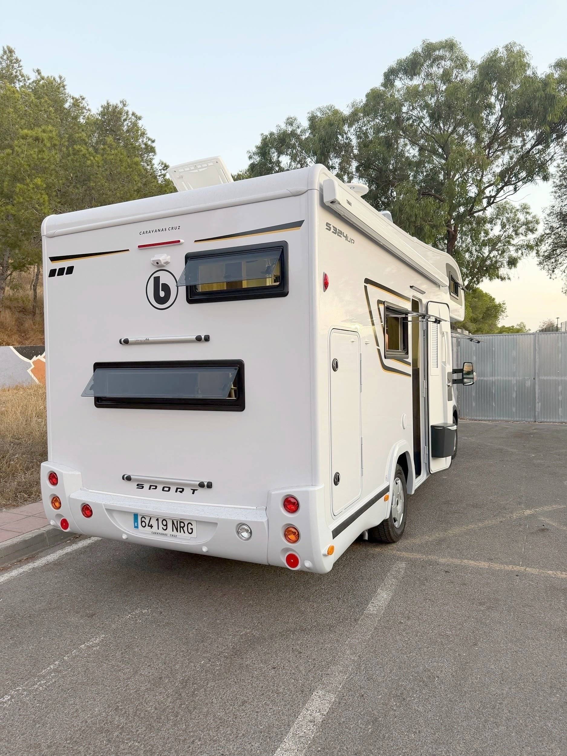 Benimar Sport s324UP