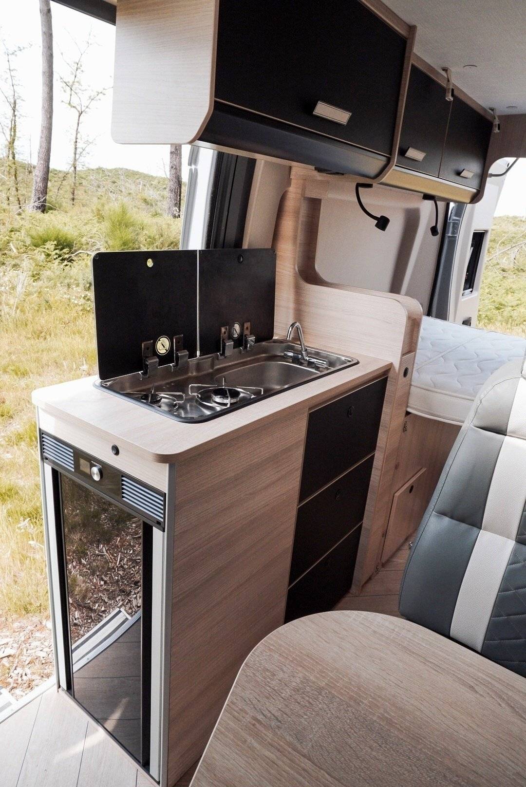Eethoek Fiat Ducato 2,3 l 148 ch - Yescapa