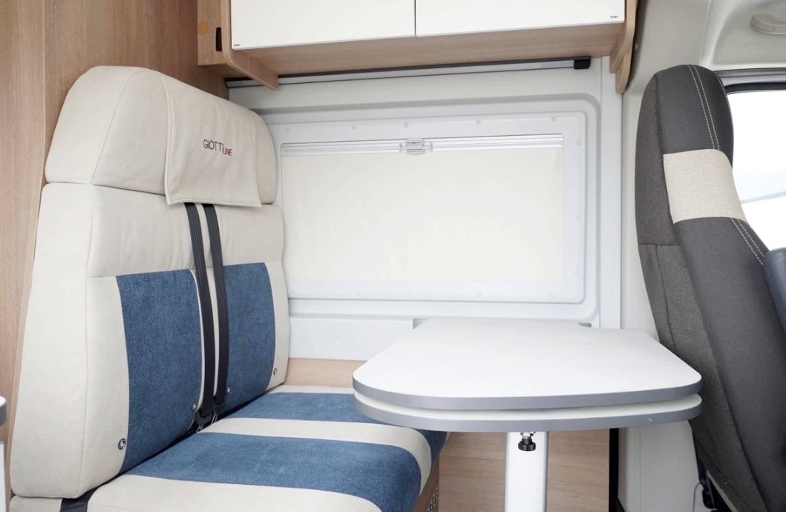 Comedor Peugeot Boxer - Yescapa
