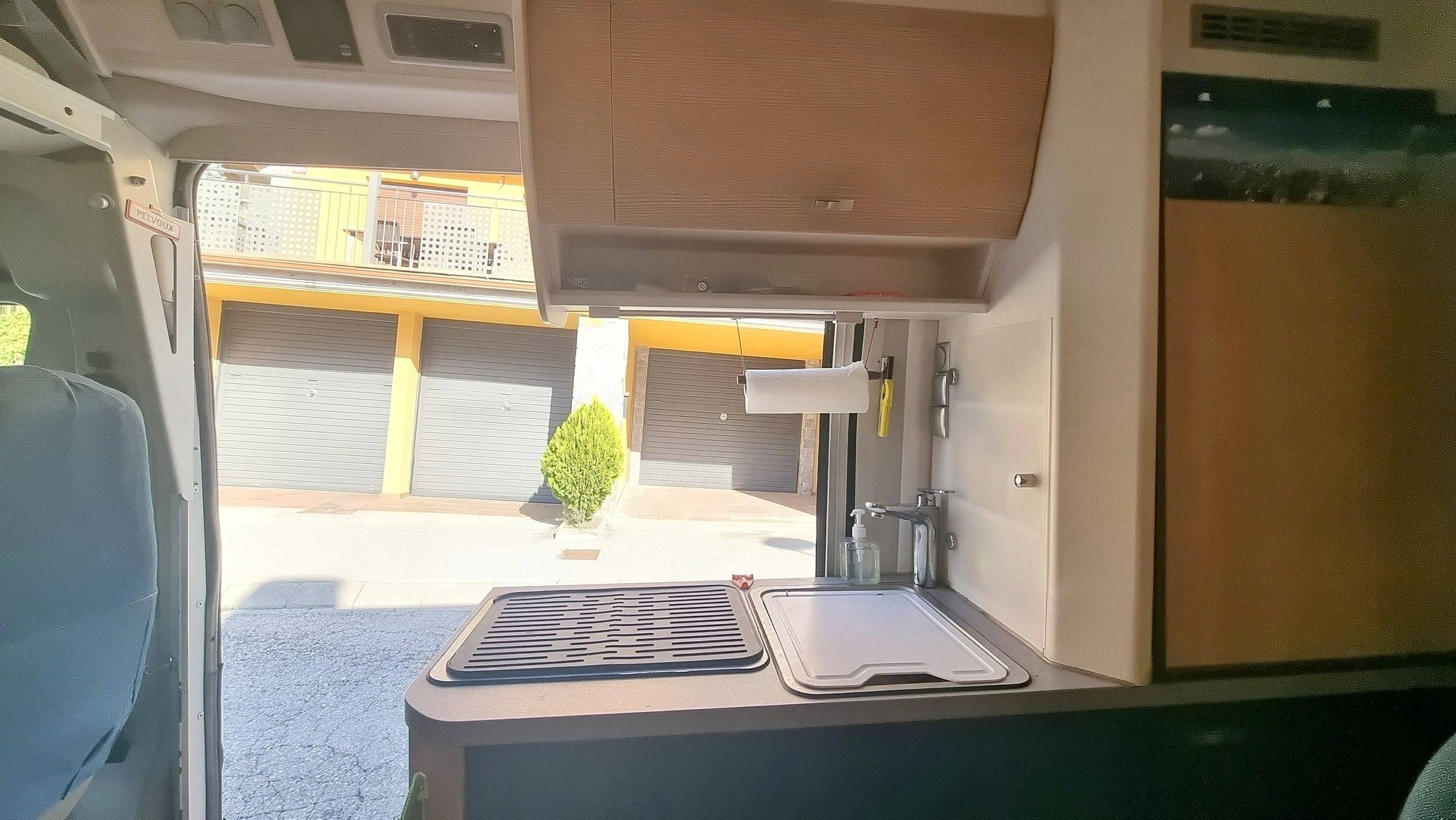 Coin cuisine Fiat 2,3 l 130 ch - Yescapa